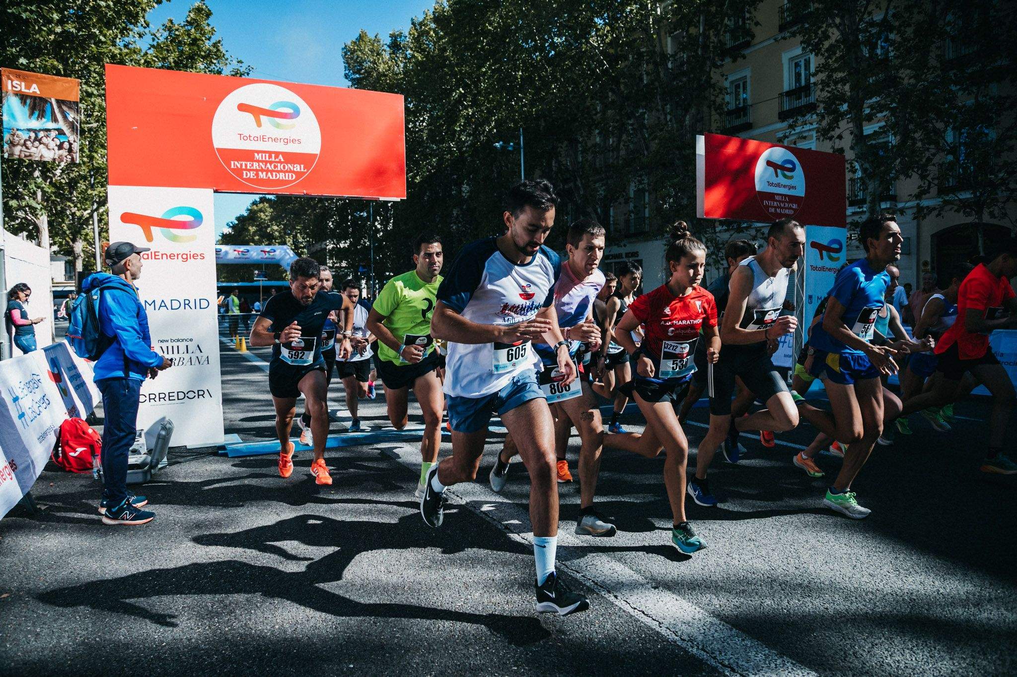 Las mejores fotos de las carreras populares en la TotalEnergies Milla de Madrid 2023. (126)