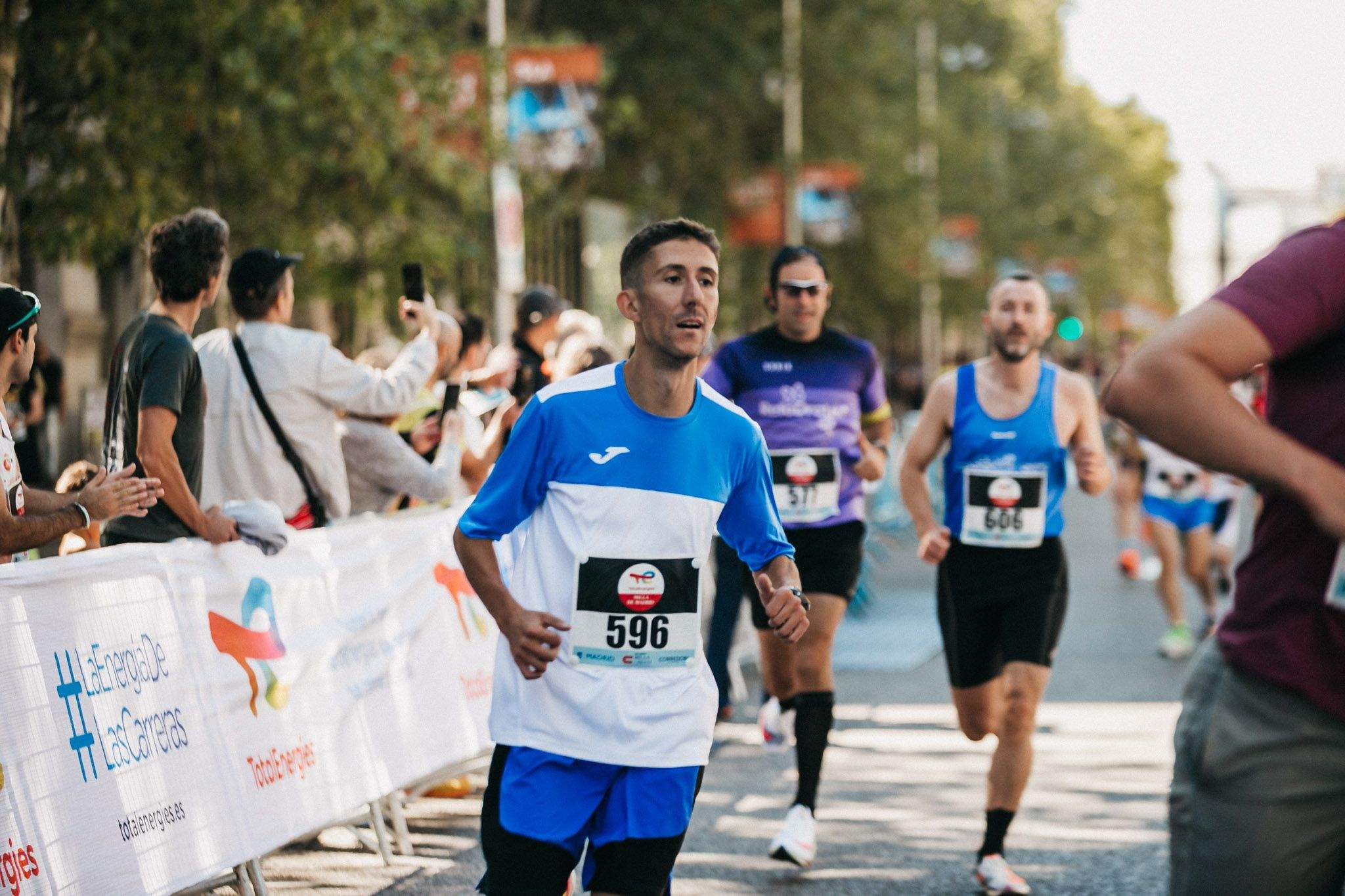 Las mejores fotos de las carreras populares en la TotalEnergies Milla de Madrid 2023. (140)