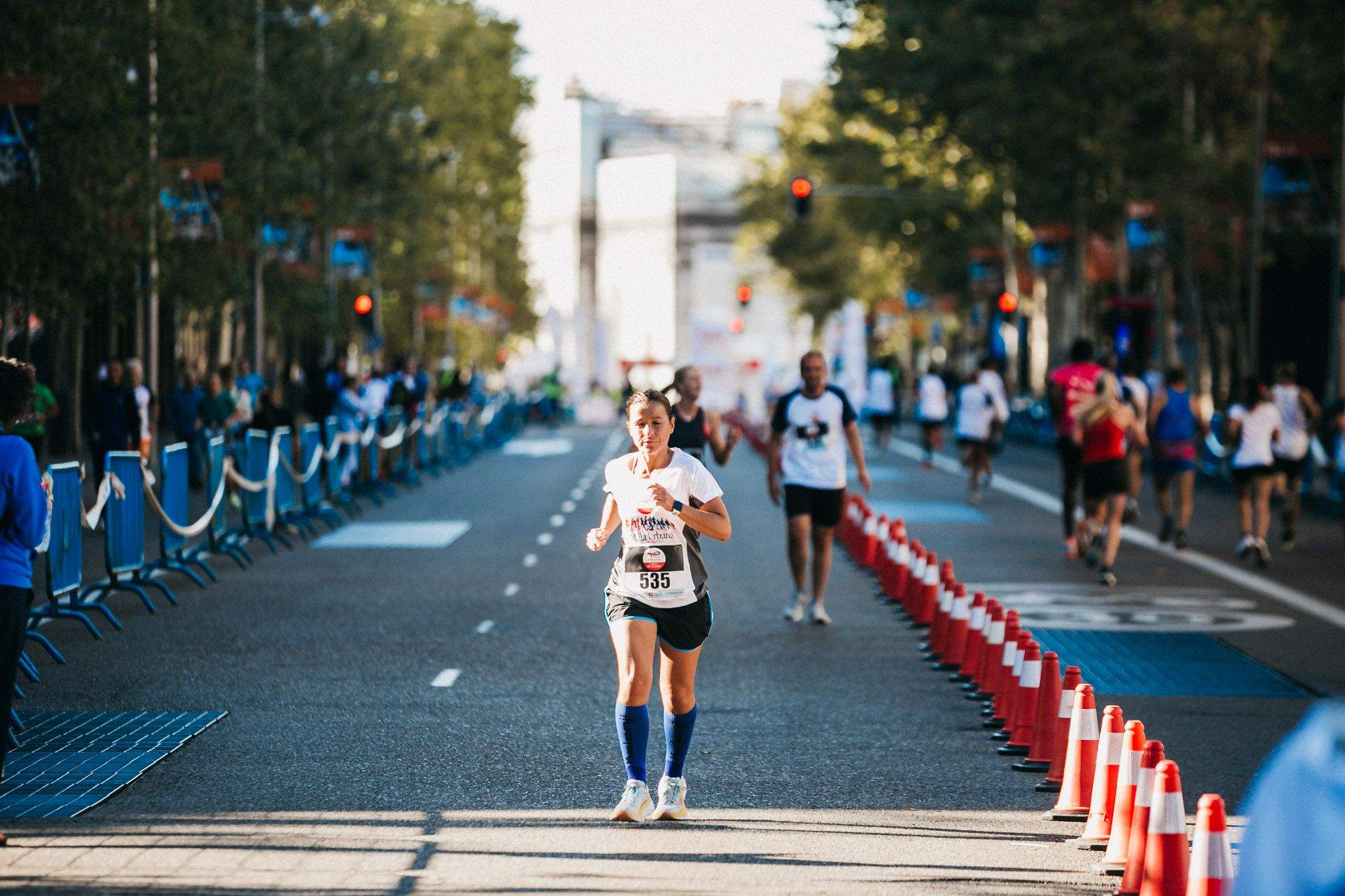 Las mejores fotos de las carreras populares en la TotalEnergies Milla Internacional de Madrid 2023. (192)