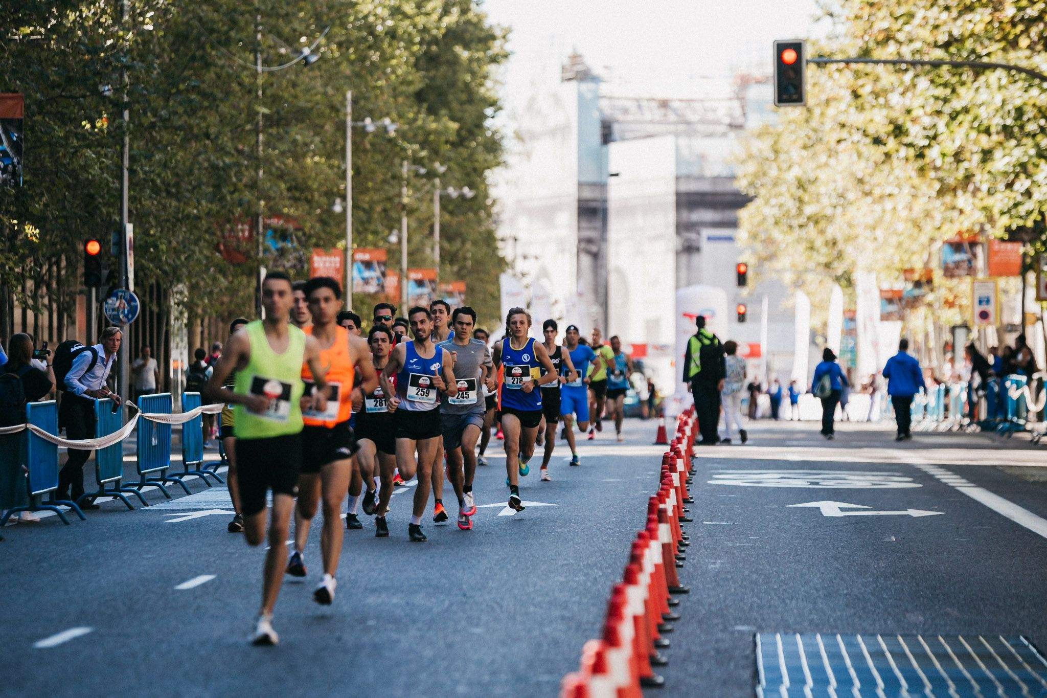 Las mejores fotos de las carreras populares en la TotalEnergies Milla de Madrid 2023. (199)
