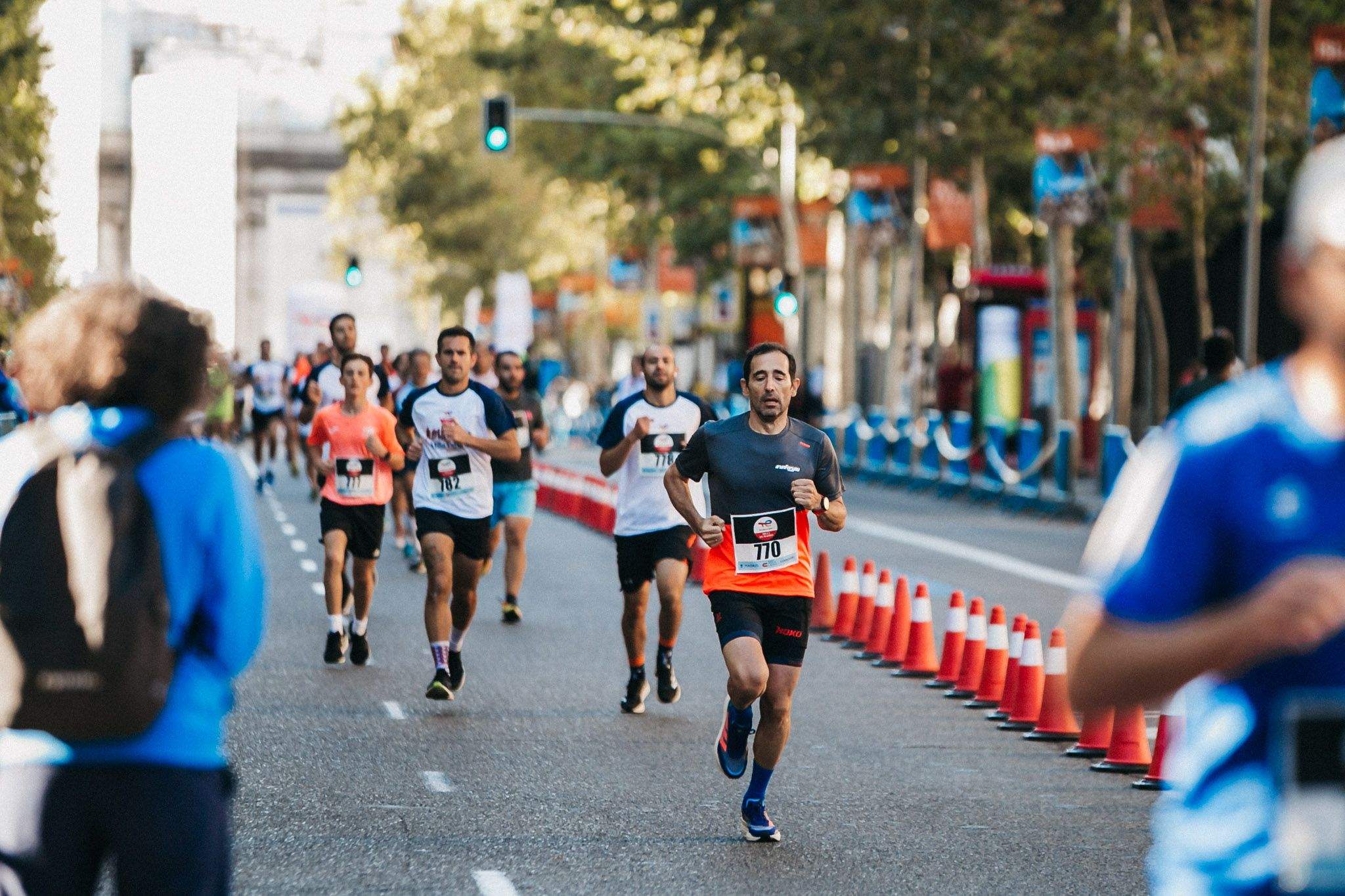 Las mejores fotos de las carreras populares en la TotalEnergies Milla Internacional de Madrid 2023. (232)