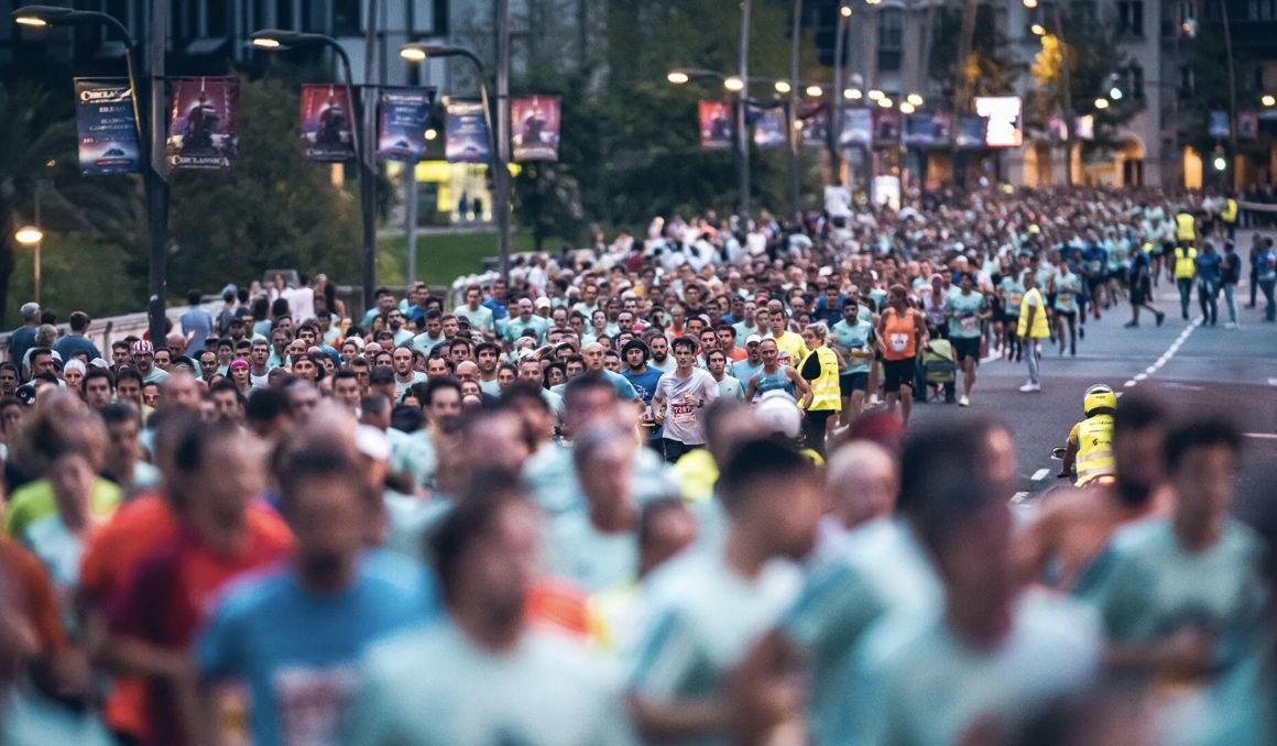 Una imagen del Total Energies Bilbao Night Marathon 2023. ORGANIZACIÓN