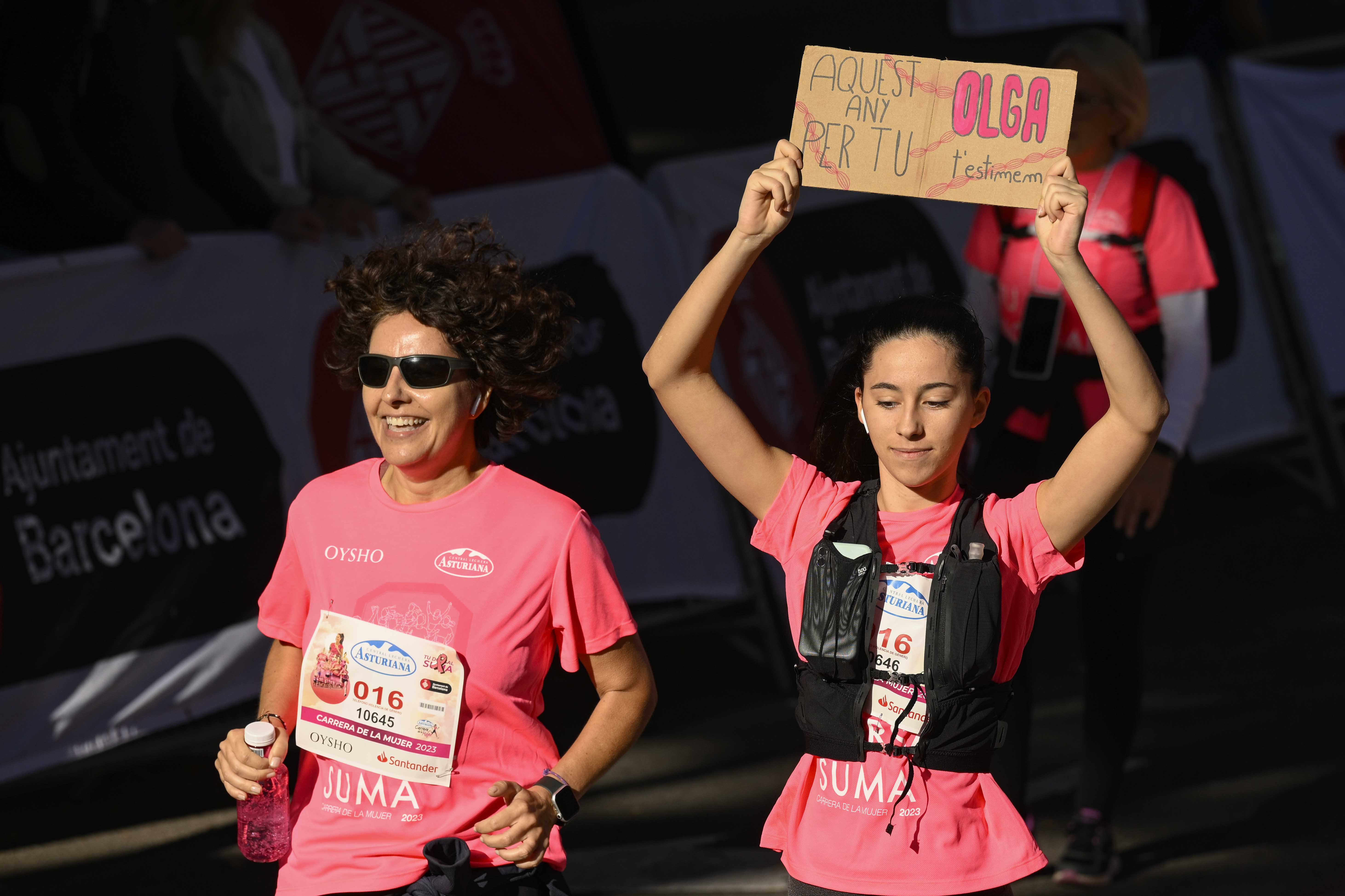 Las mejores fotos de la Carrera de la Mujer de Barcelona 2023. 875