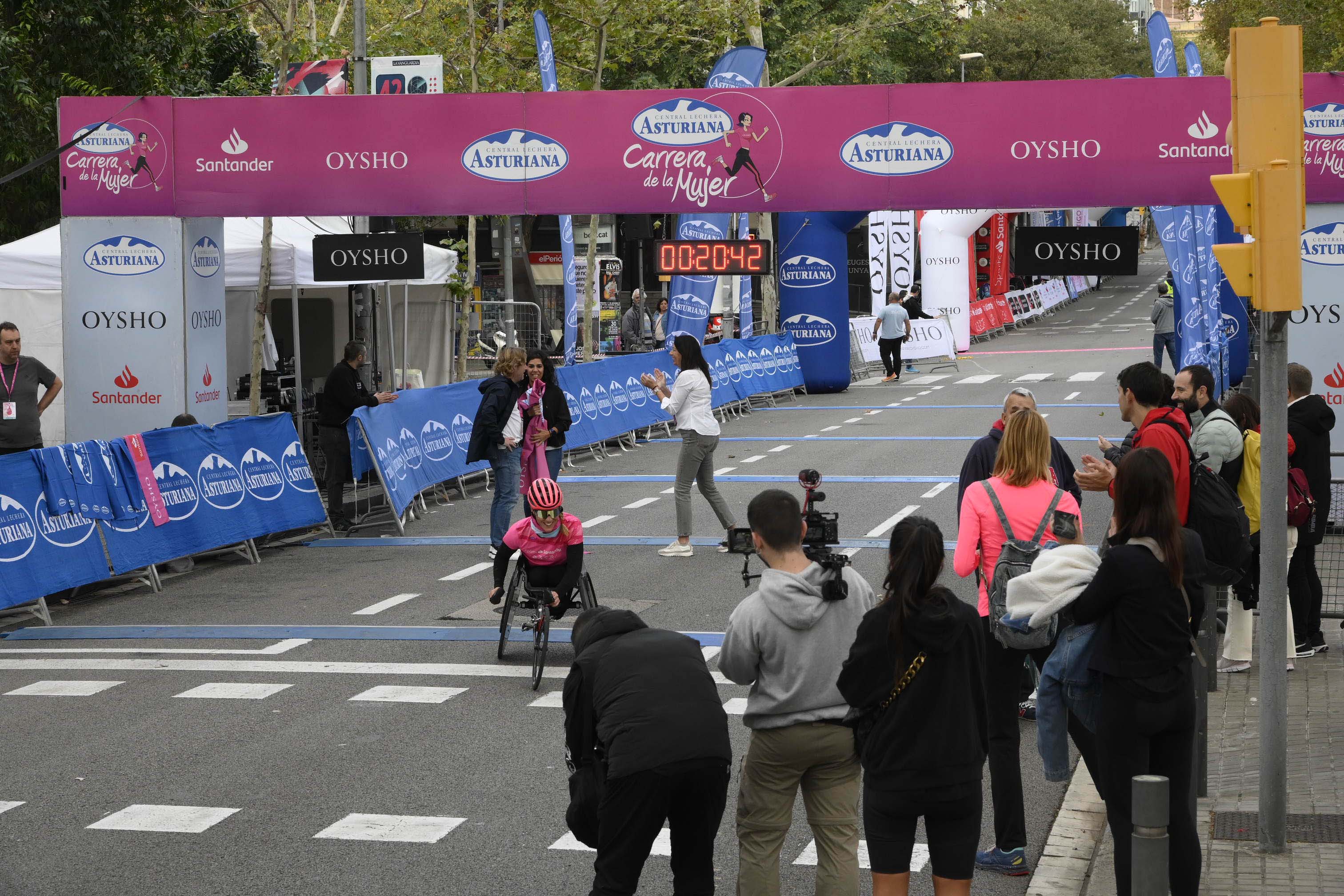Las mejores fotos de la Carrera de la Mujer de Barcelona 2023. 3891
