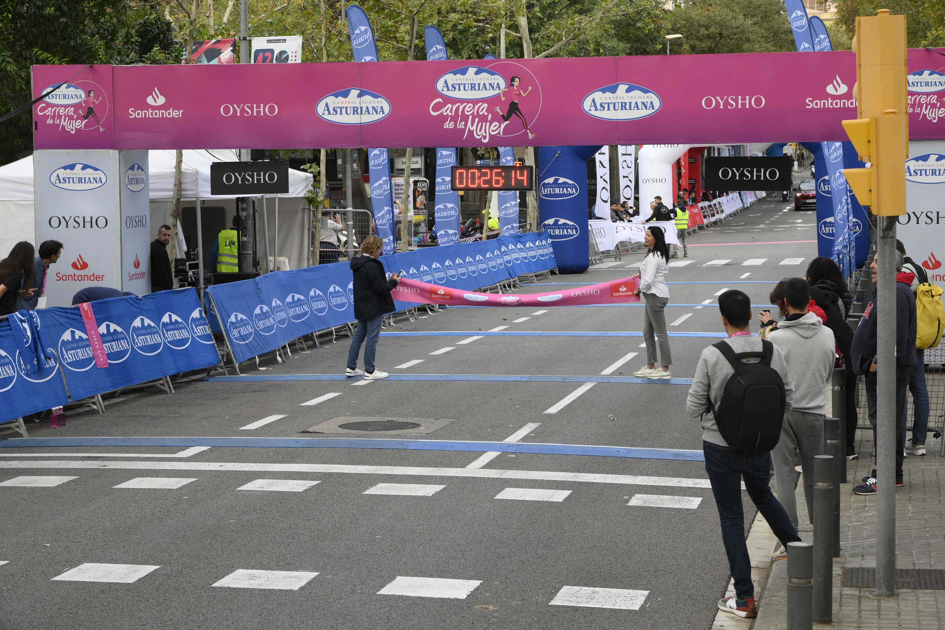 Las mejores fotos de la Carrera de la Mujer de Barcelona 2023. 3907