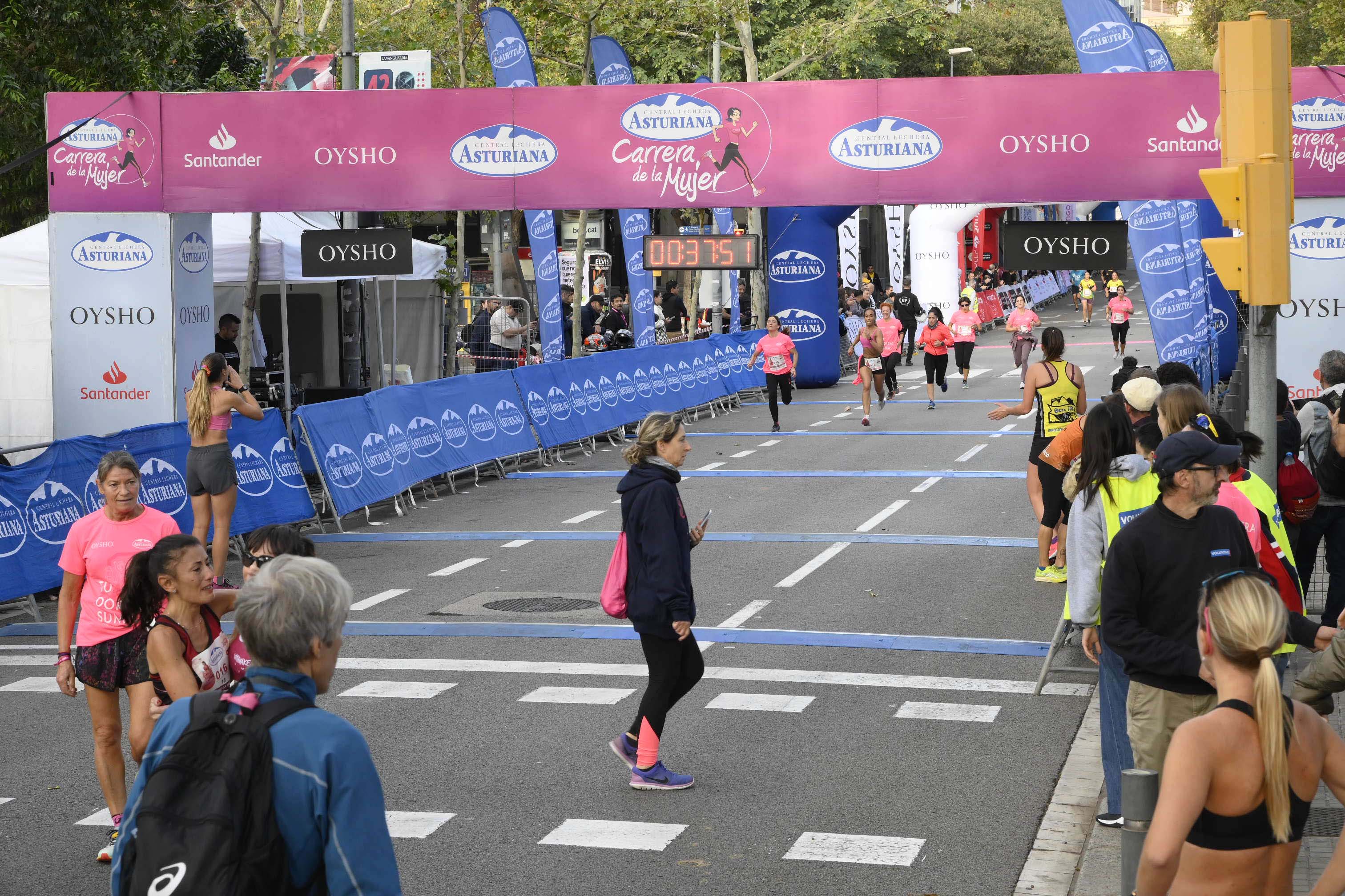 Las mejores fotos de la Carrera de la Mujer de Barcelona 2023. 4217