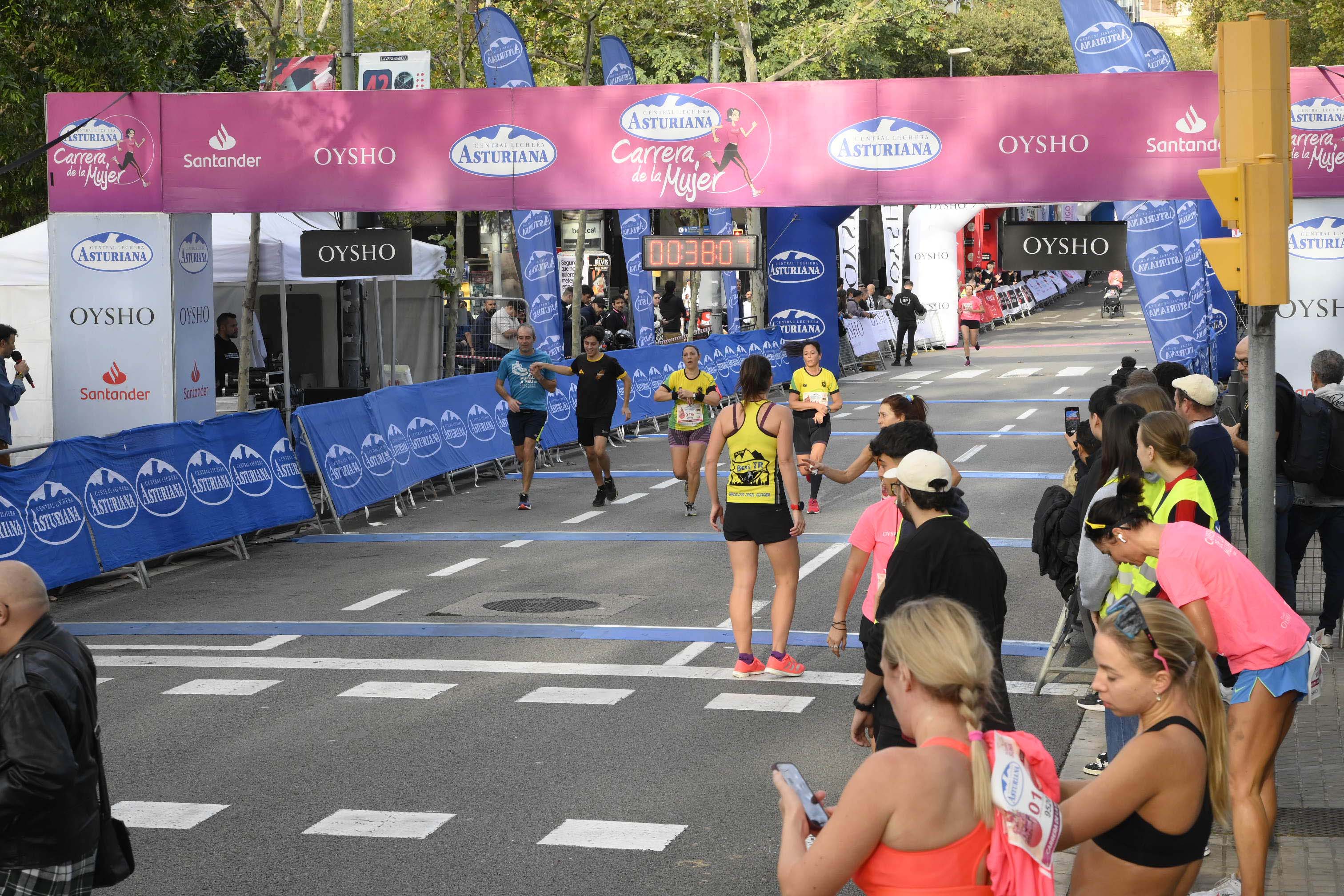 Las mejores fotos de la Carrera de la Mujer de Barcelona 2023. 4225