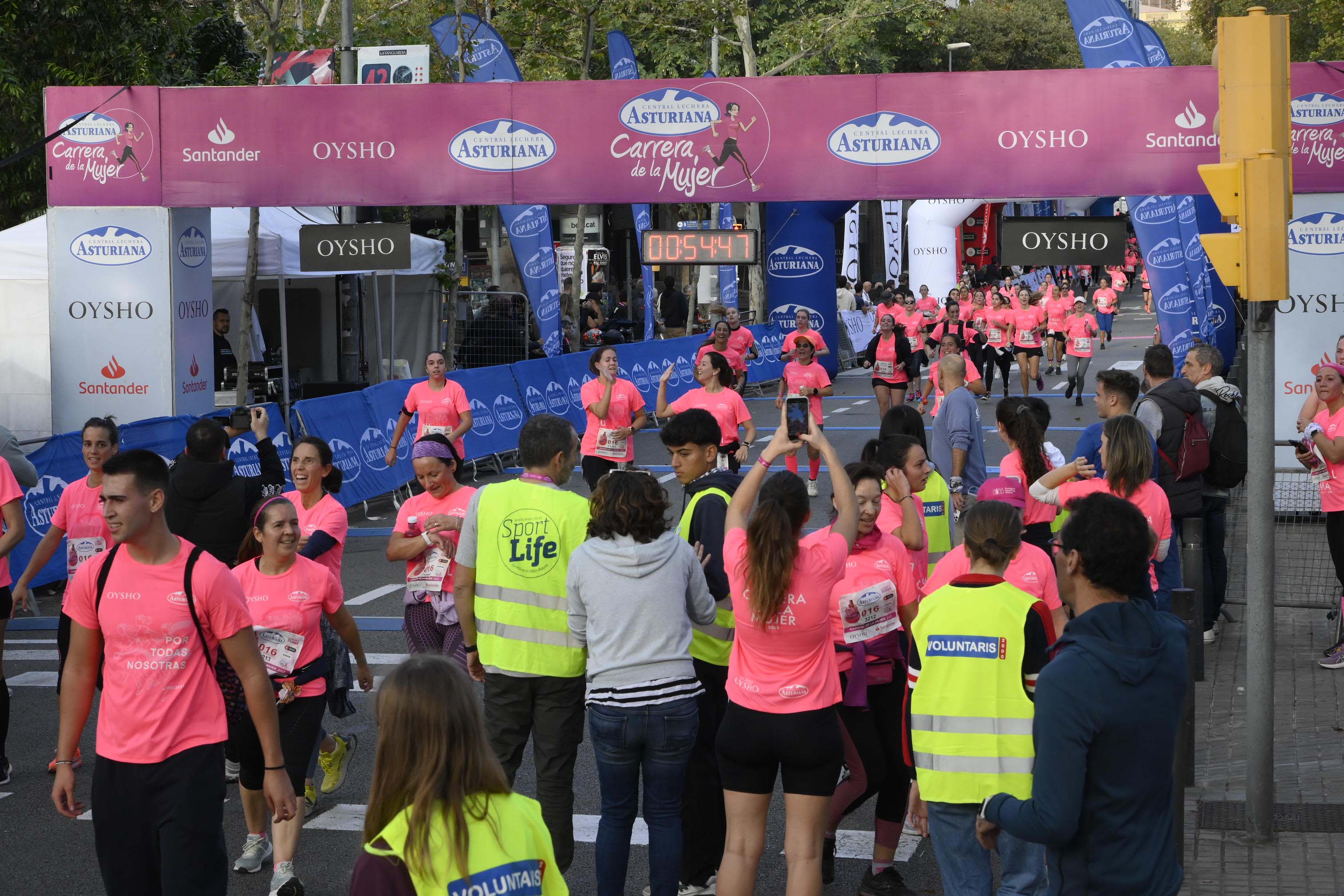 Las mejores fotos de la Carrera de la Mujer de Barcelona 2023. 4720