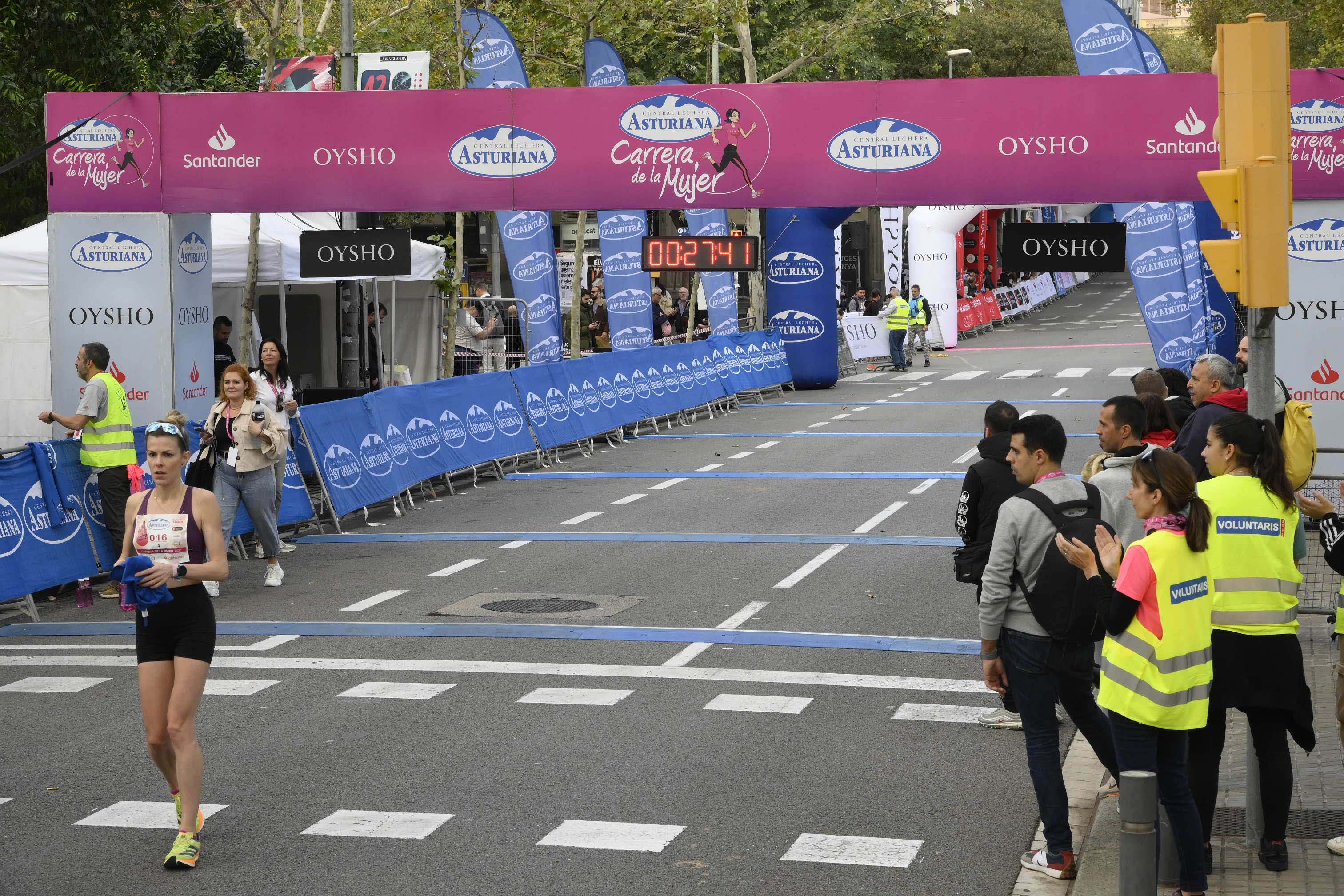 Las mejores fotos de la Carrera de la Mujer de Barcelona 2023. 3934