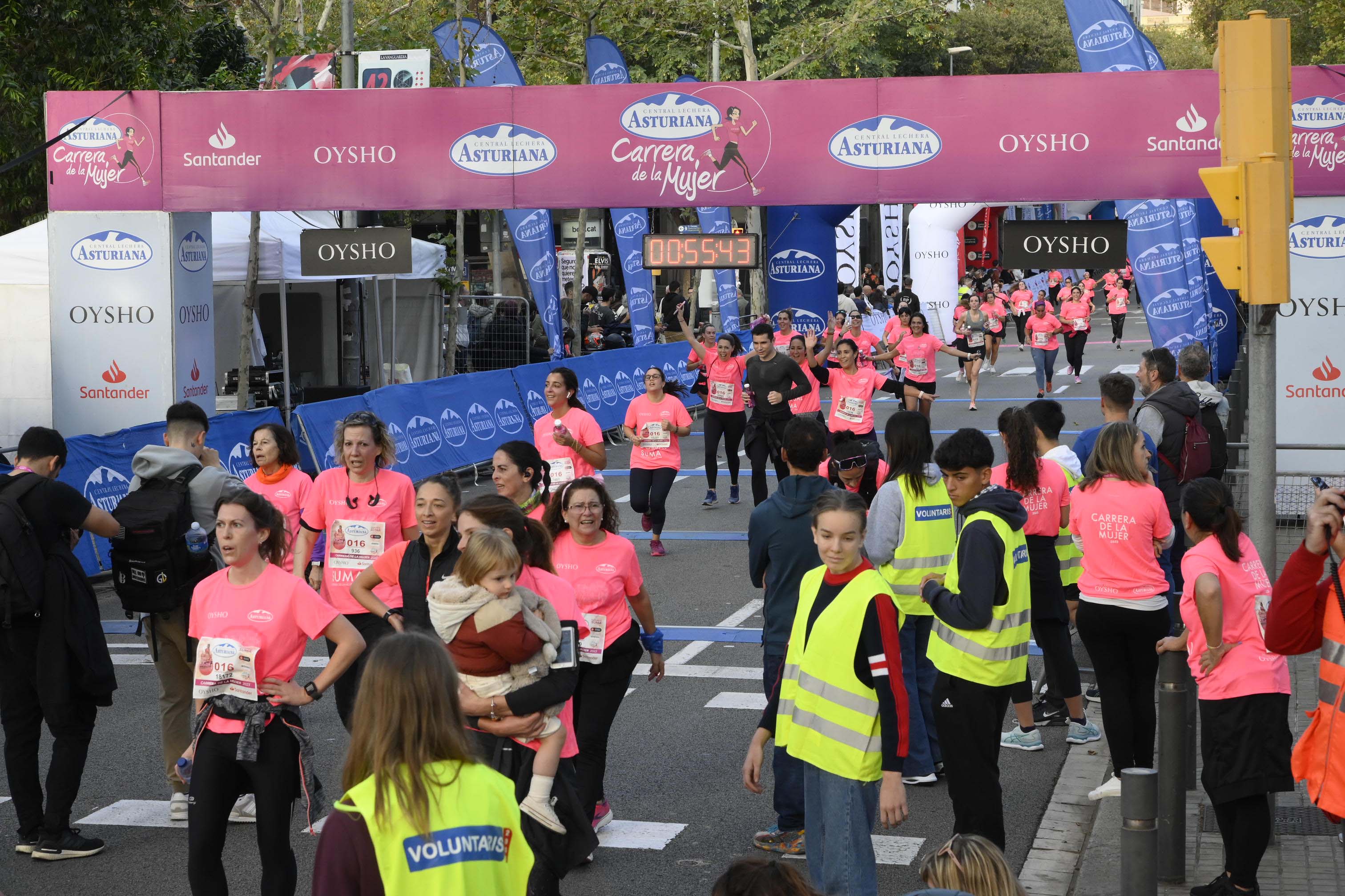 Las mejores fotos de la Carrera de la Mujer de Barcelona 2023. 4748