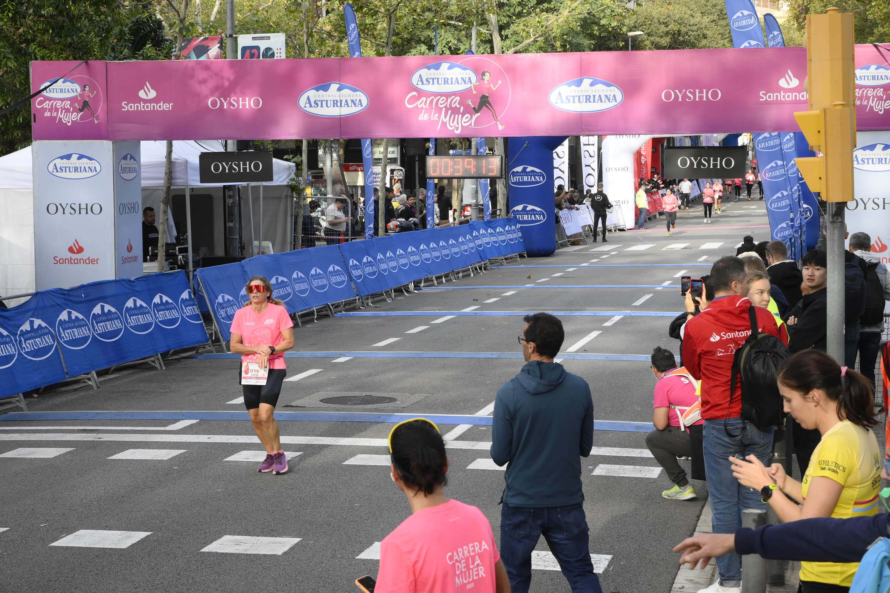 Las mejores fotos de la Carrera de la Mujer de Barcelona 2023. 4258