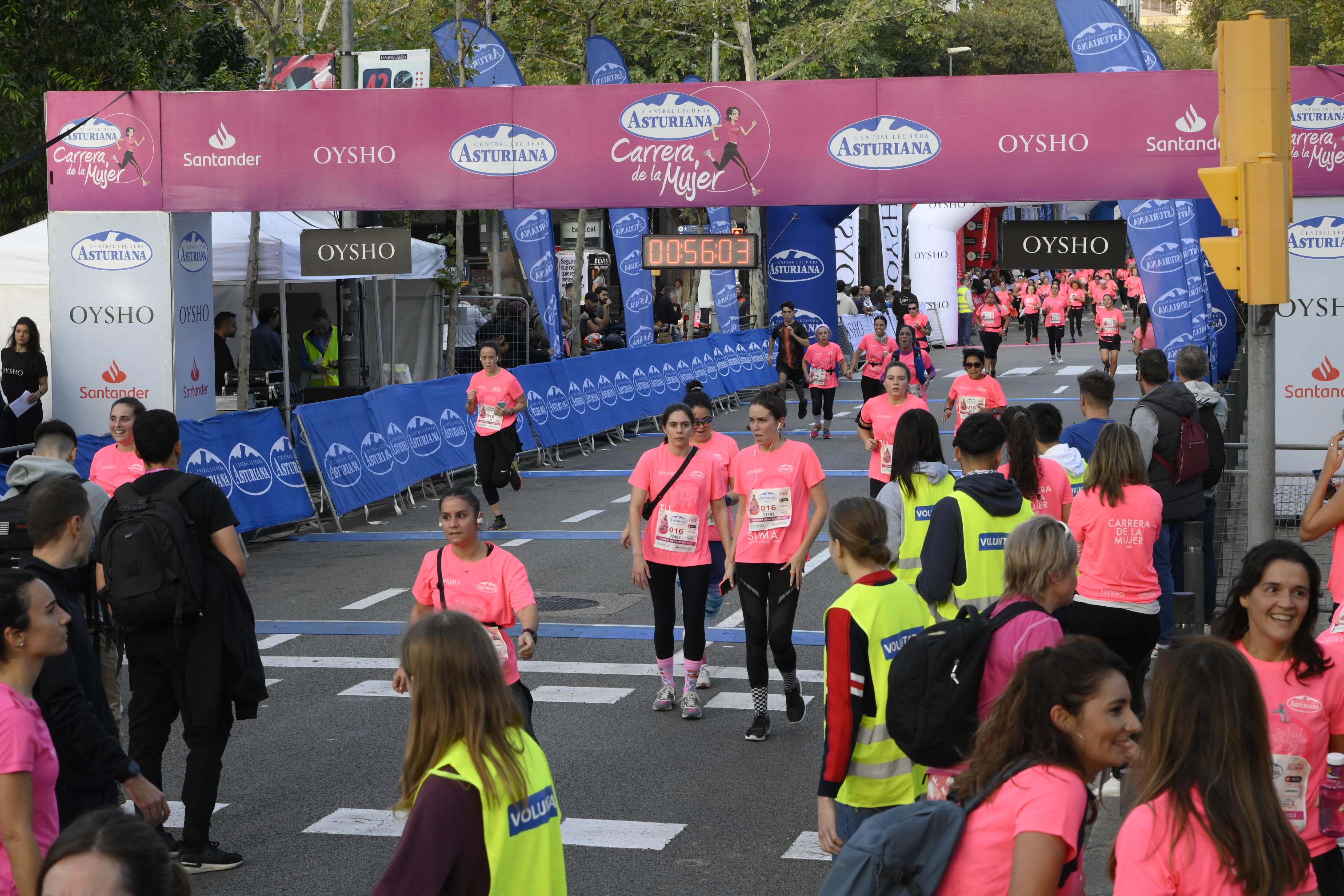Las mejores fotos de la Carrera de la Mujer de Barcelona 2023. 4758