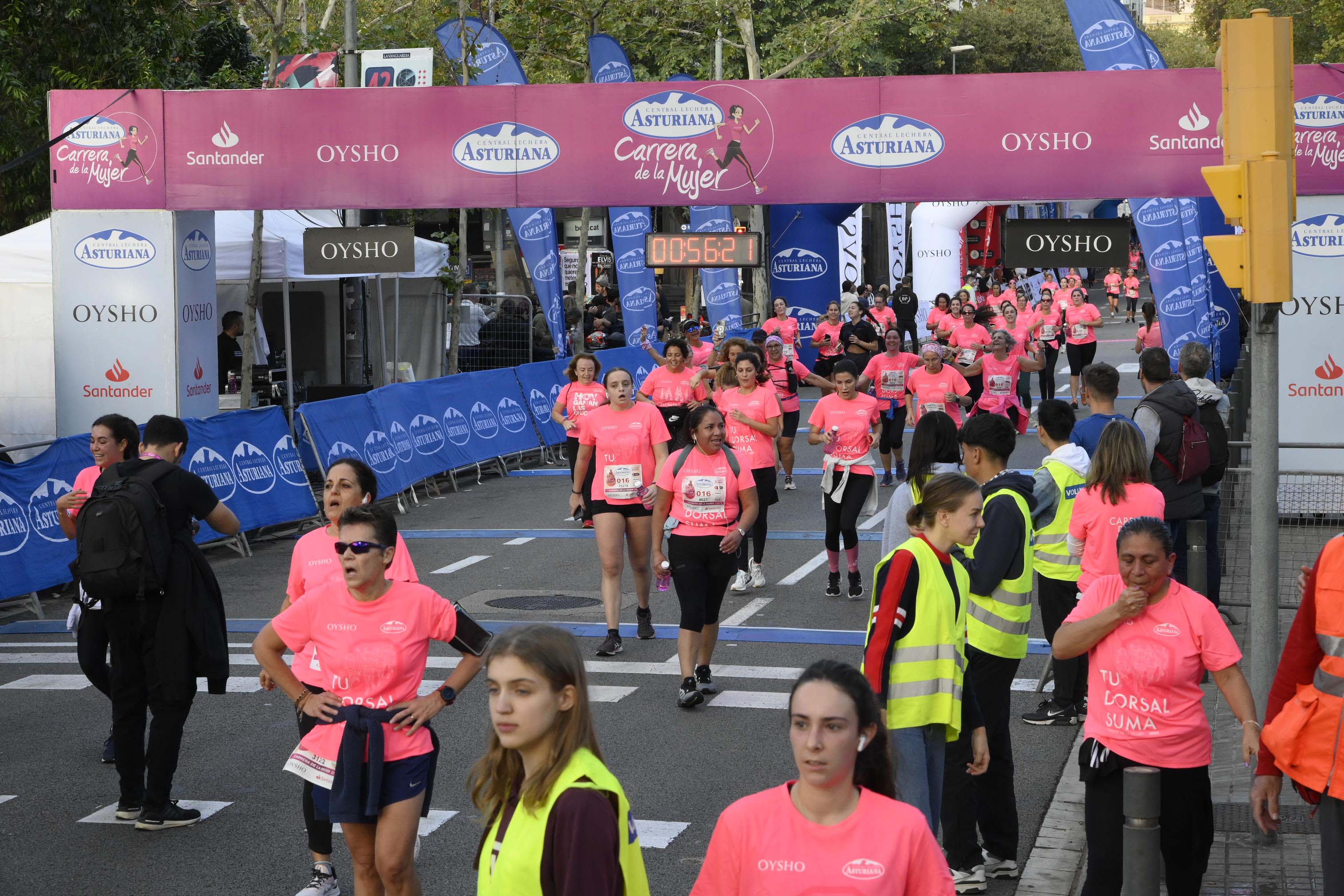 Las mejores fotos de la Carrera de la Mujer de Barcelona 2023. 4767