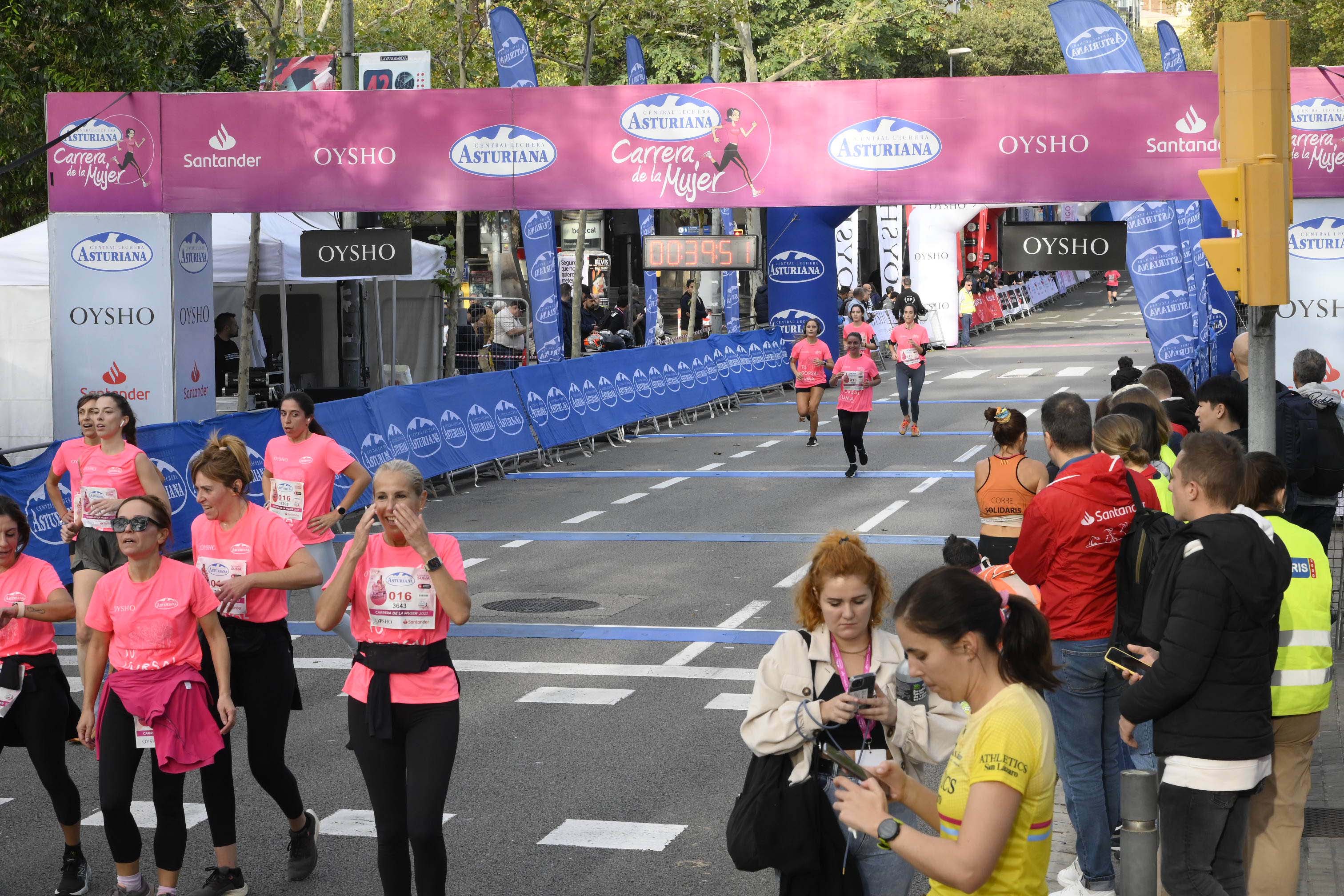 Las mejores fotos de la Carrera de la Mujer de Barcelona 2023. 4277