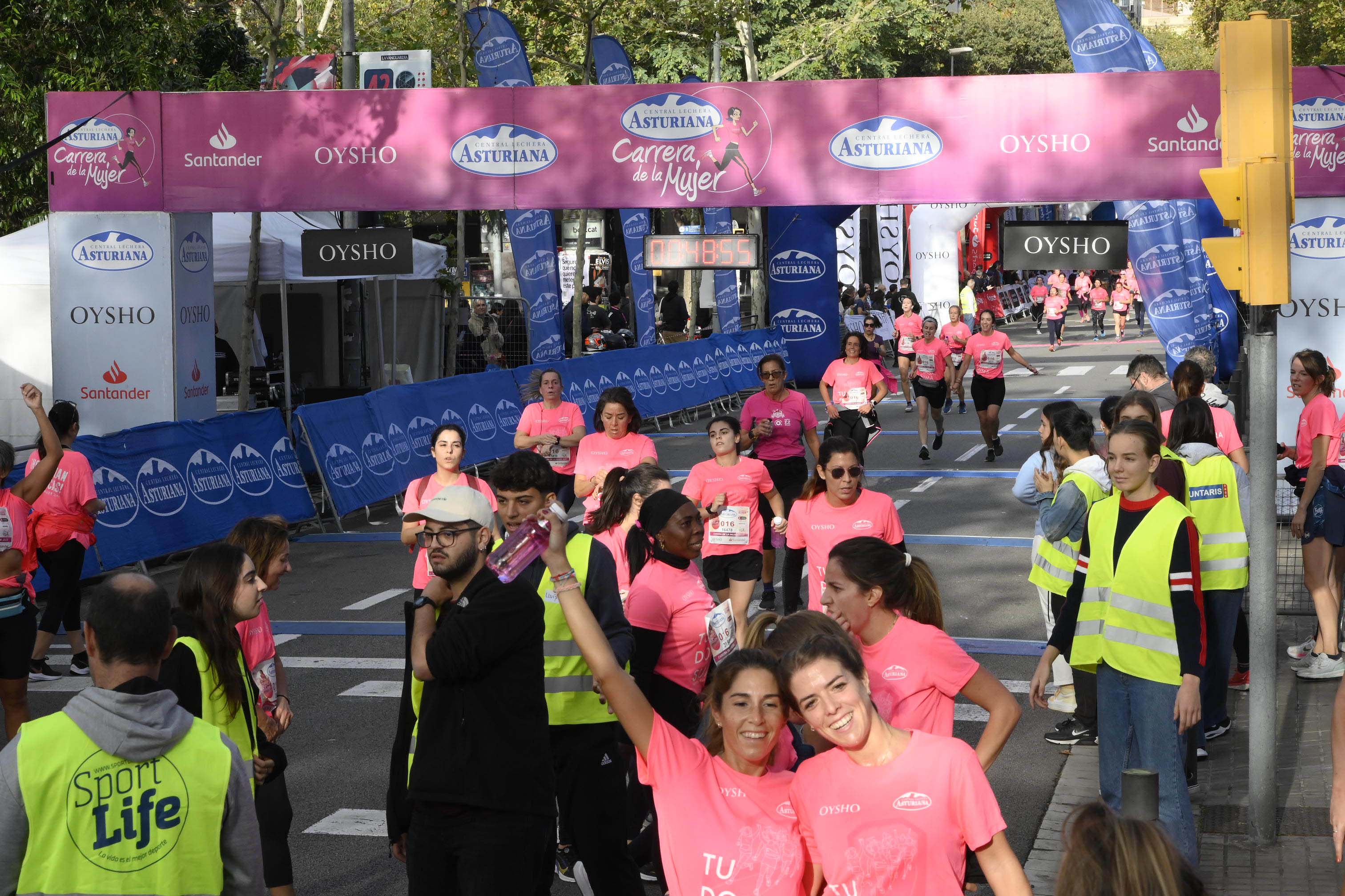 Las mejores fotos de la Carrera de la Mujer de Barcelona 2023. 4544