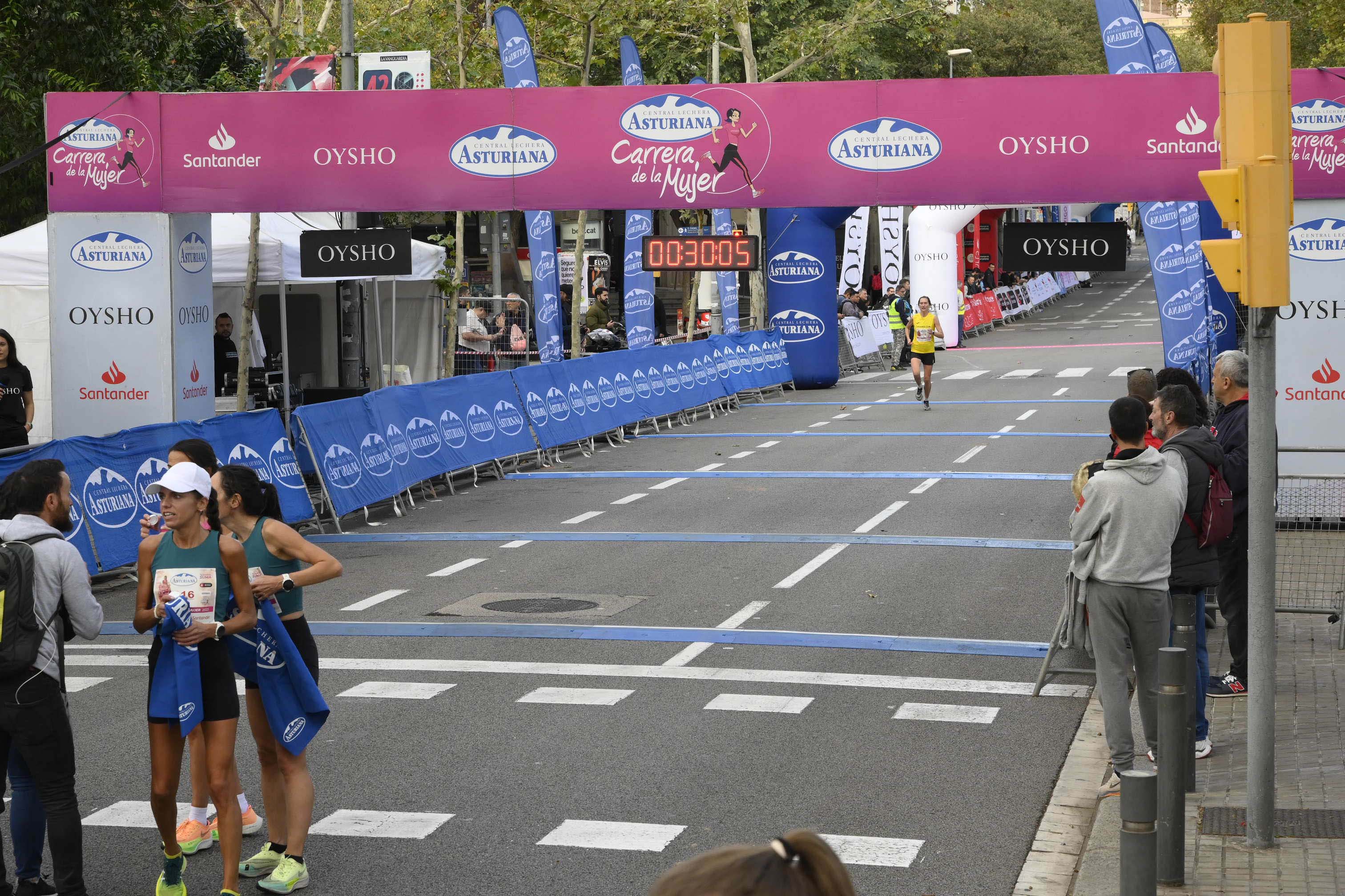 Las mejores fotos de la Carrera de la Mujer de Barcelona 2023. 3991