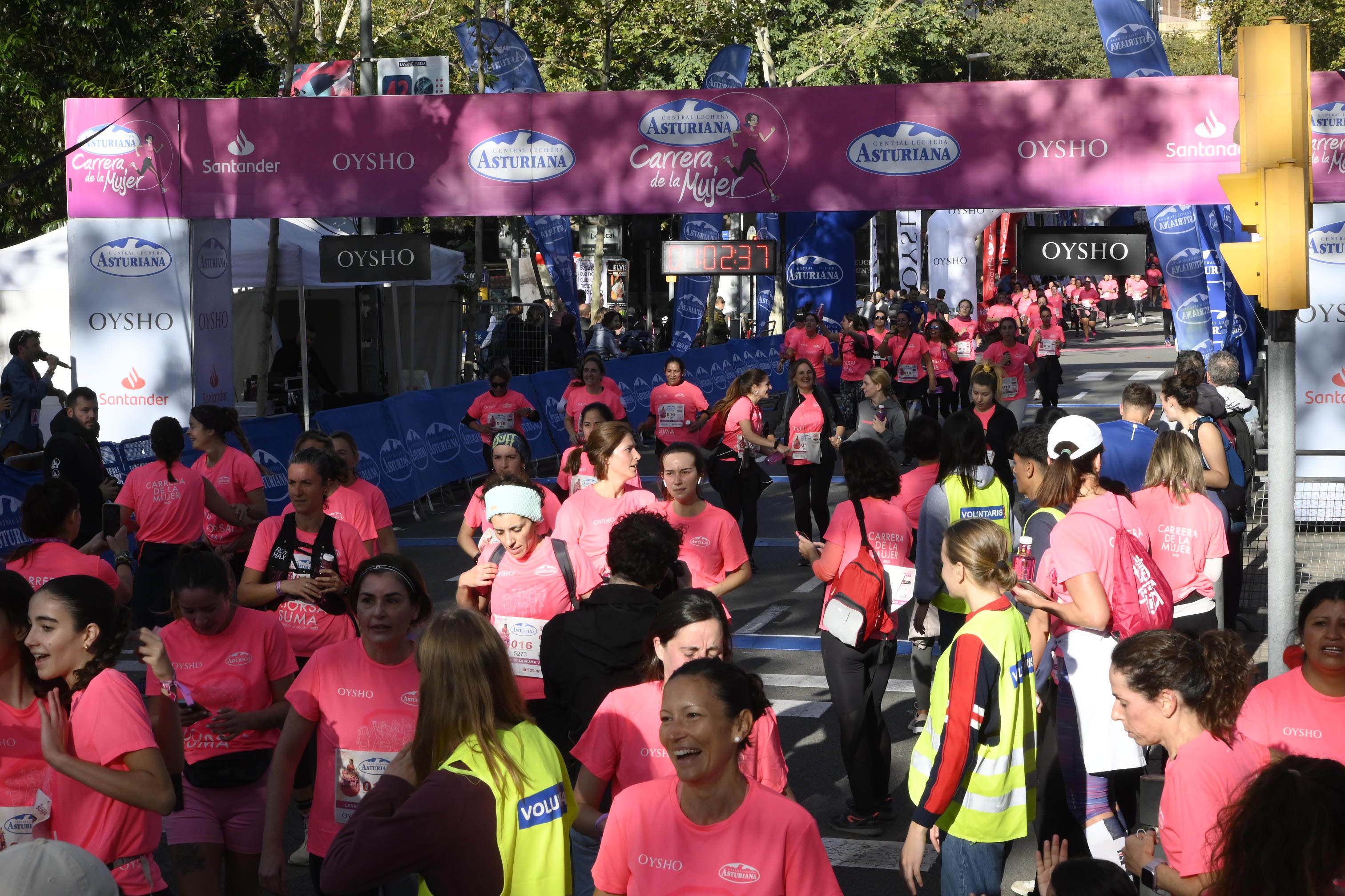Las mejores fotos de la Carrera de la Mujer de Barcelona 2023. 4955