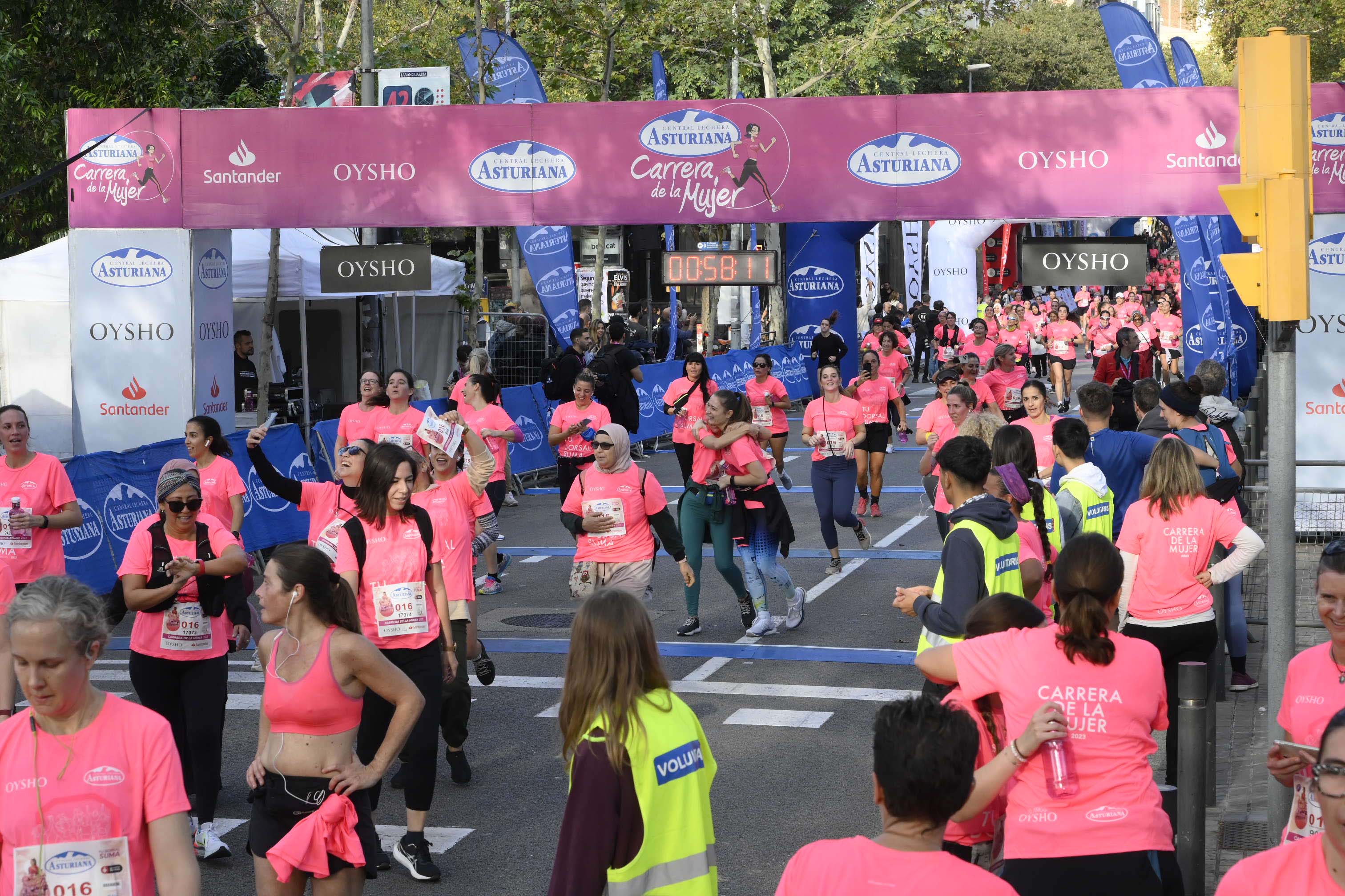 Las mejores fotos de la Carrera de la Mujer de Barcelona 2023. 4822