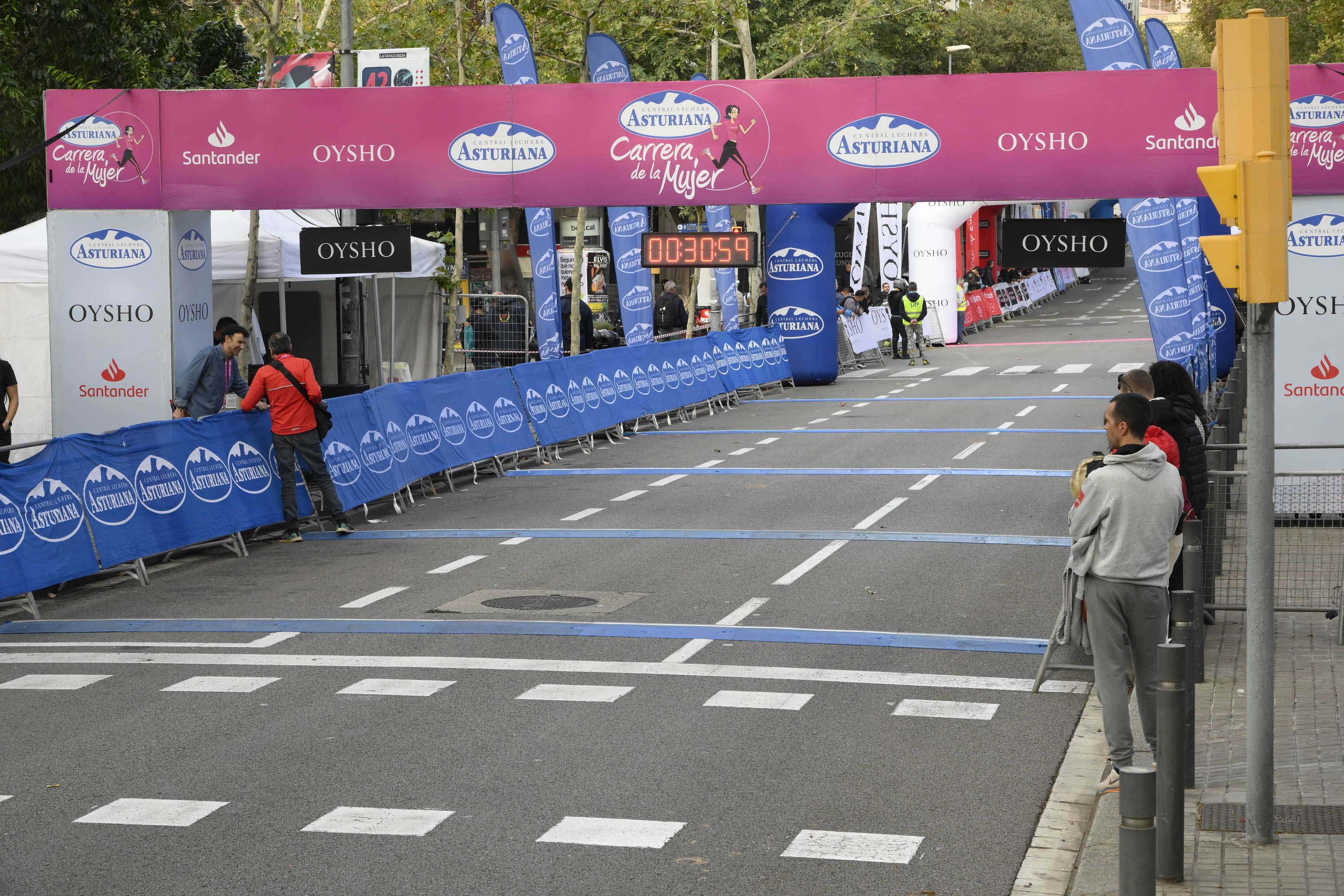 Las mejores fotos de la Carrera de la Mujer de Barcelona 2023. 4018