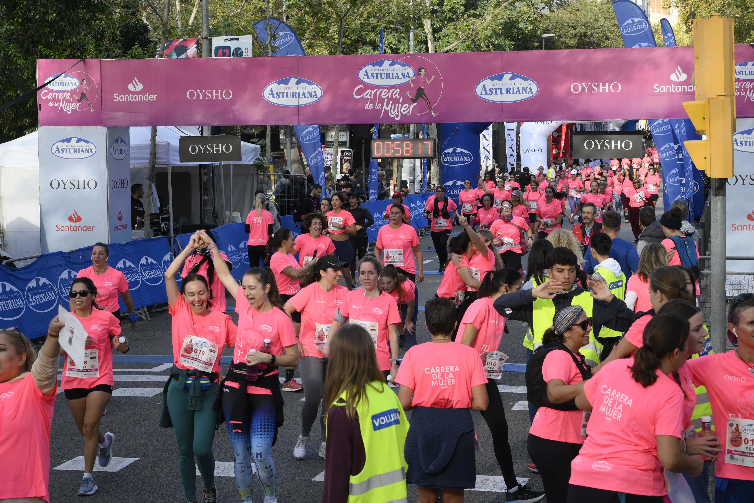Las mejores fotos de la Carrera de la Mujer de Barcelona 2023. 4825