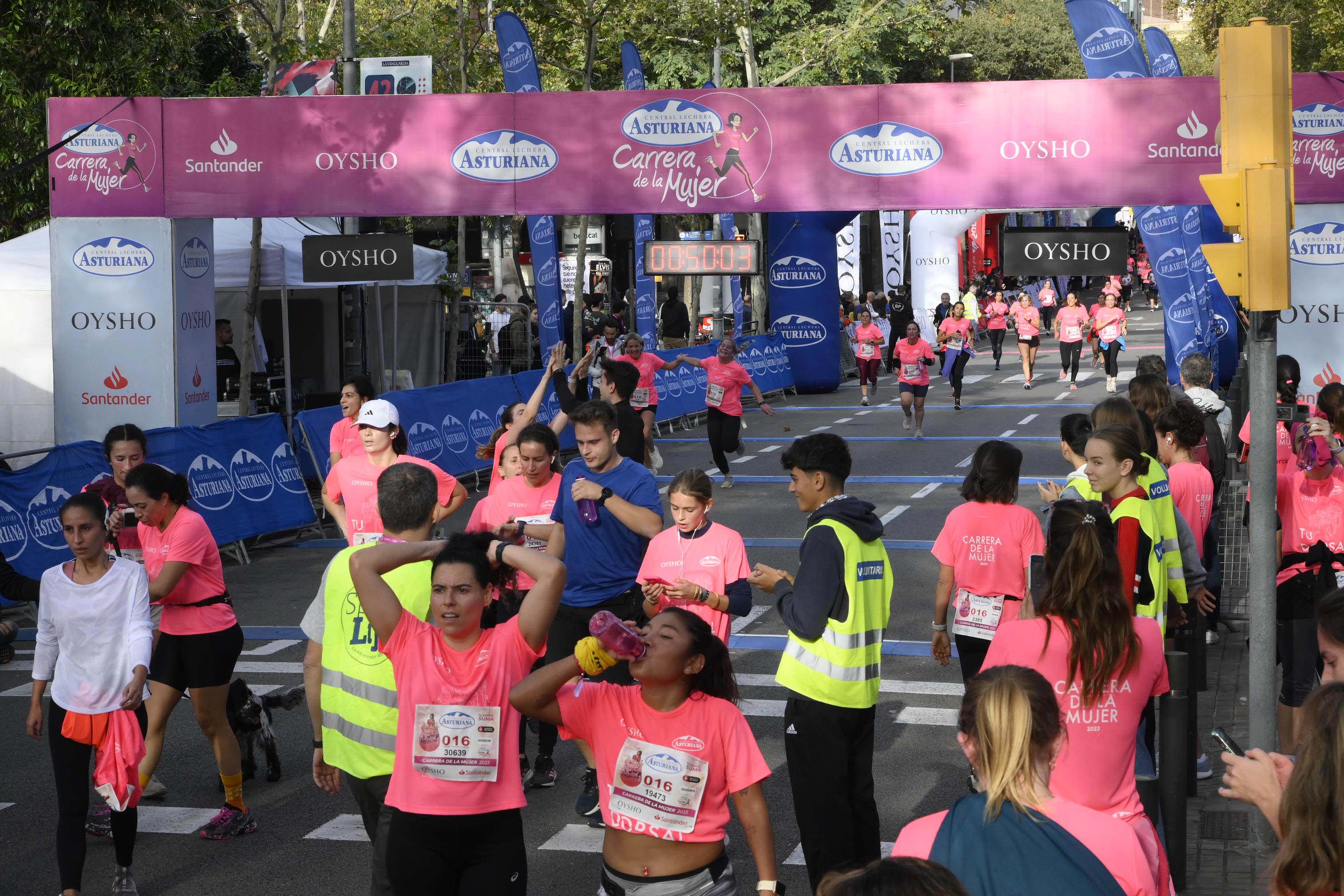 Las mejores fotos de la Carrera de la Mujer de Barcelona 2023. 4578