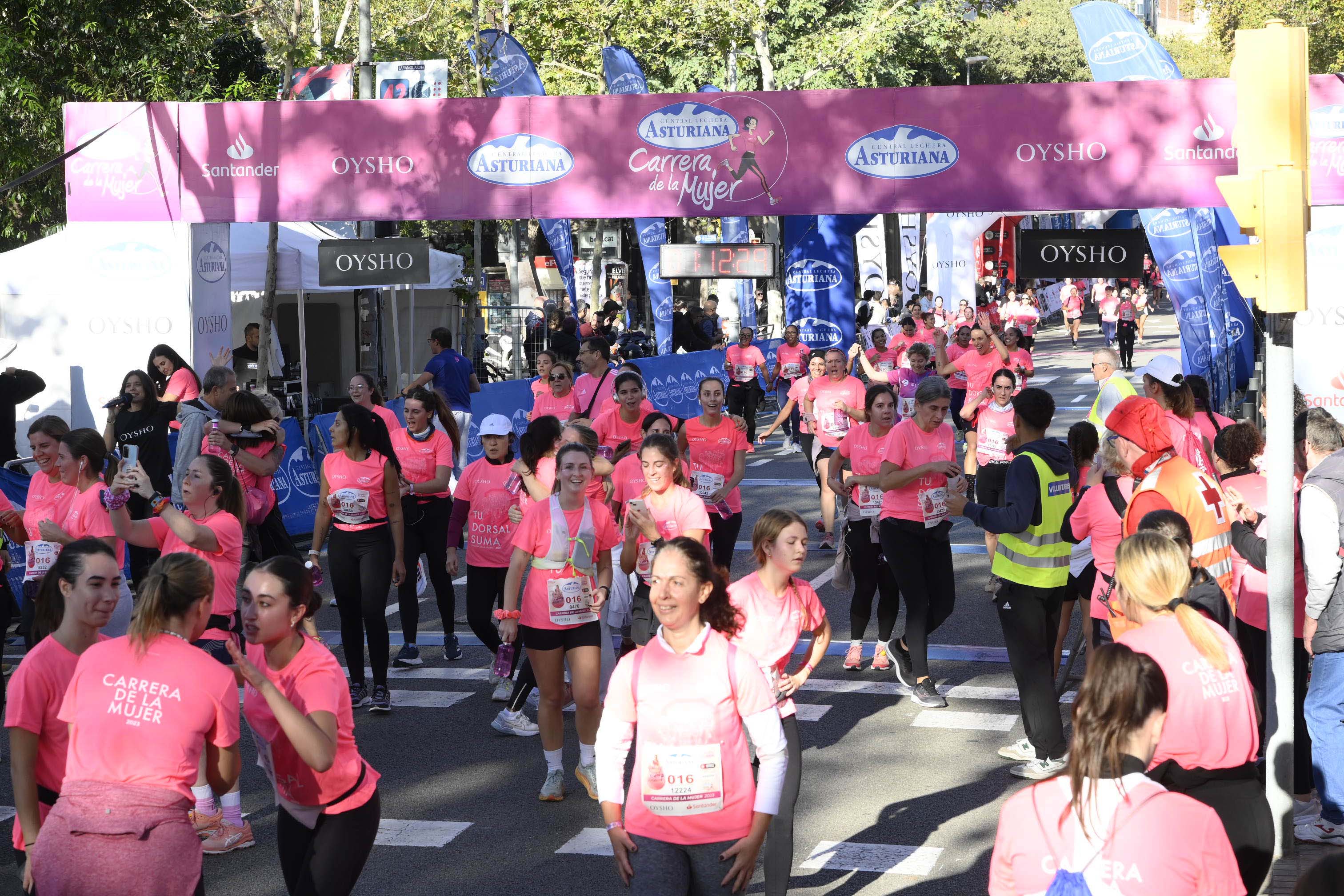Las mejores fotos de la Carrera de la Mujer de Barcelona 2023. 5211