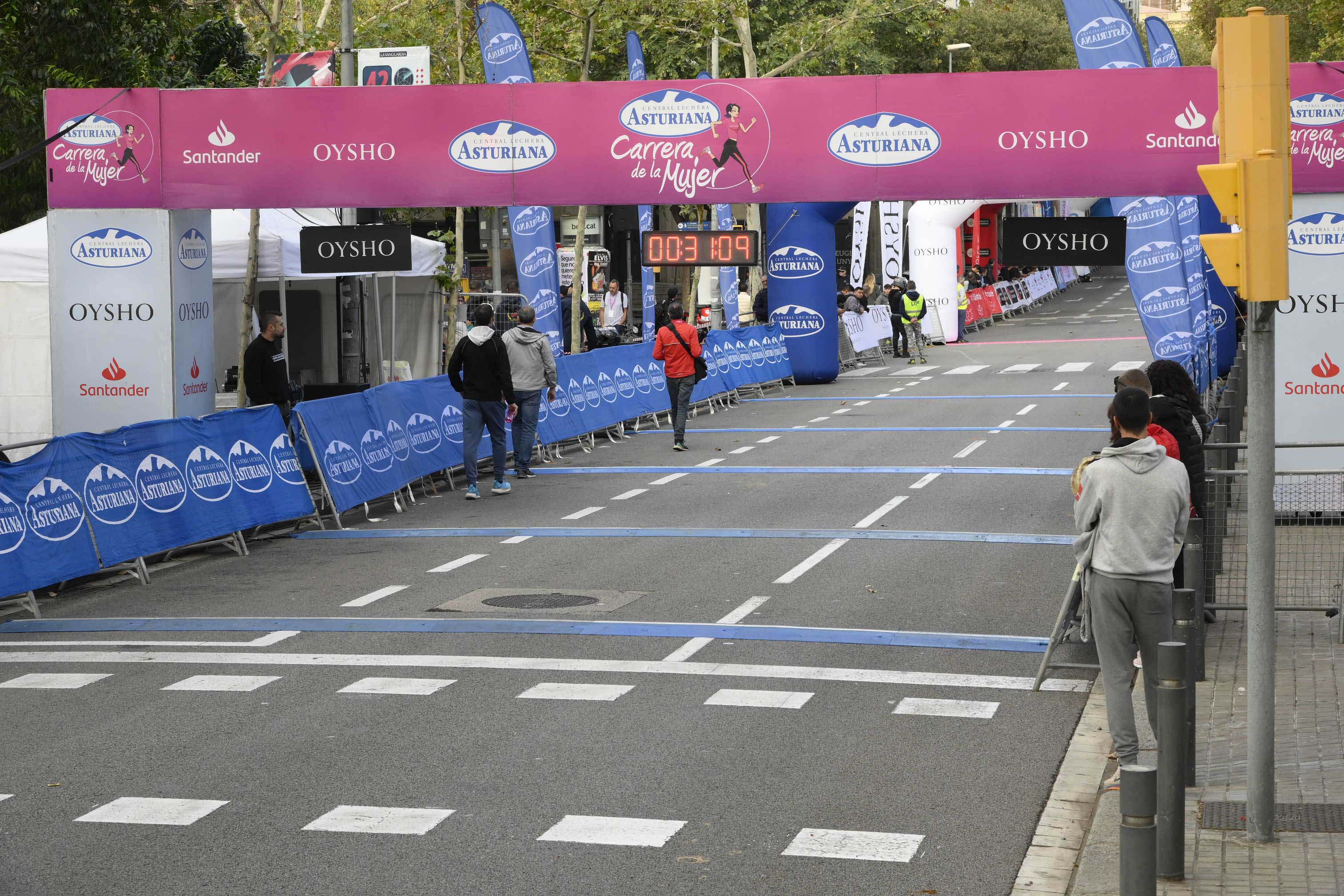 Las mejores fotos de la Carrera de la Mujer de Barcelona 2023. 4023