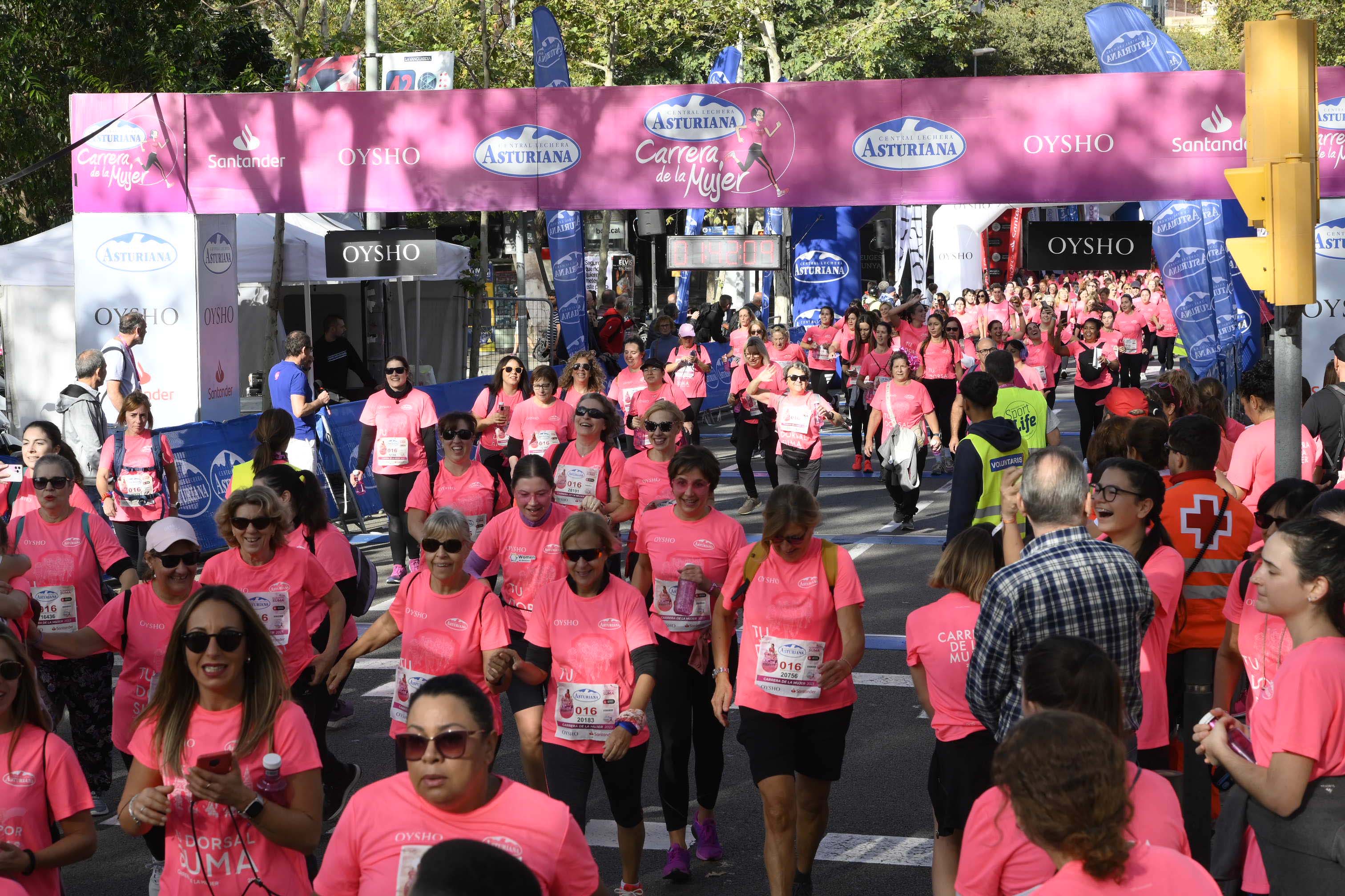 Las mejores fotos de la Carrera de la Mujer de Barcelona 2023. 6057