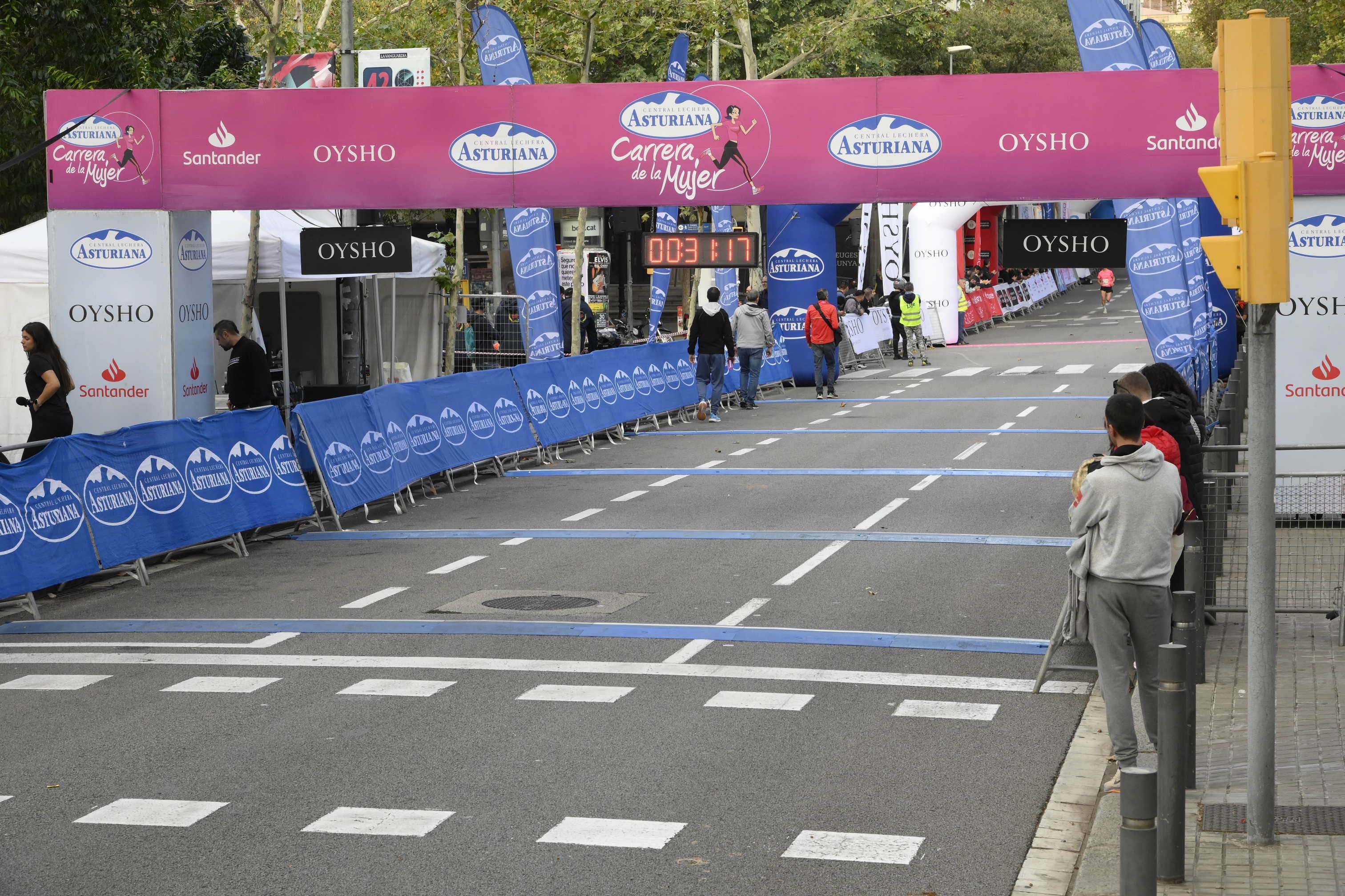 Las mejores fotos de la Carrera de la Mujer de Barcelona 2023. 4027