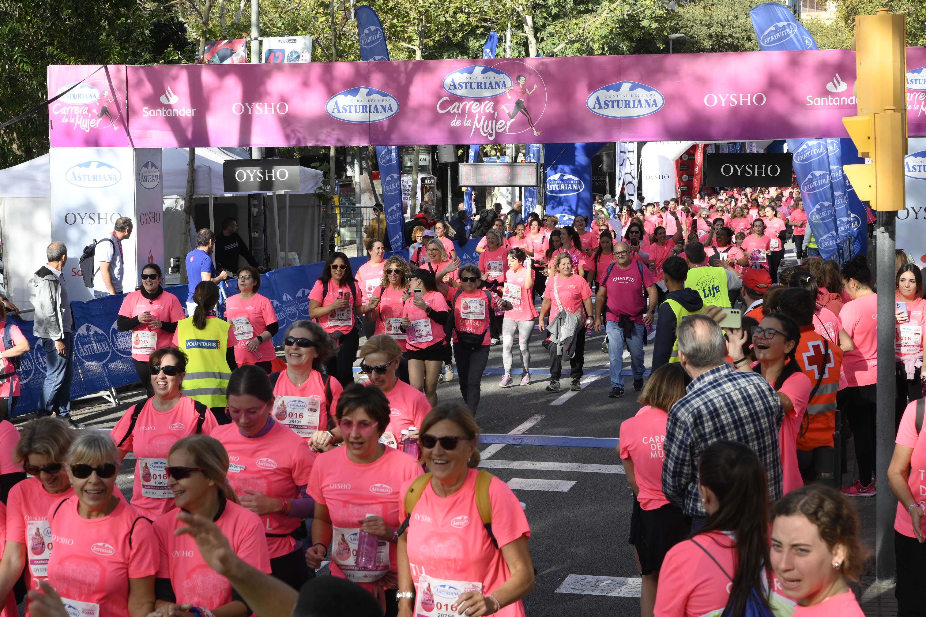 Las mejores fotos de la Carrera de la Mujer de Barcelona 2023. 6058