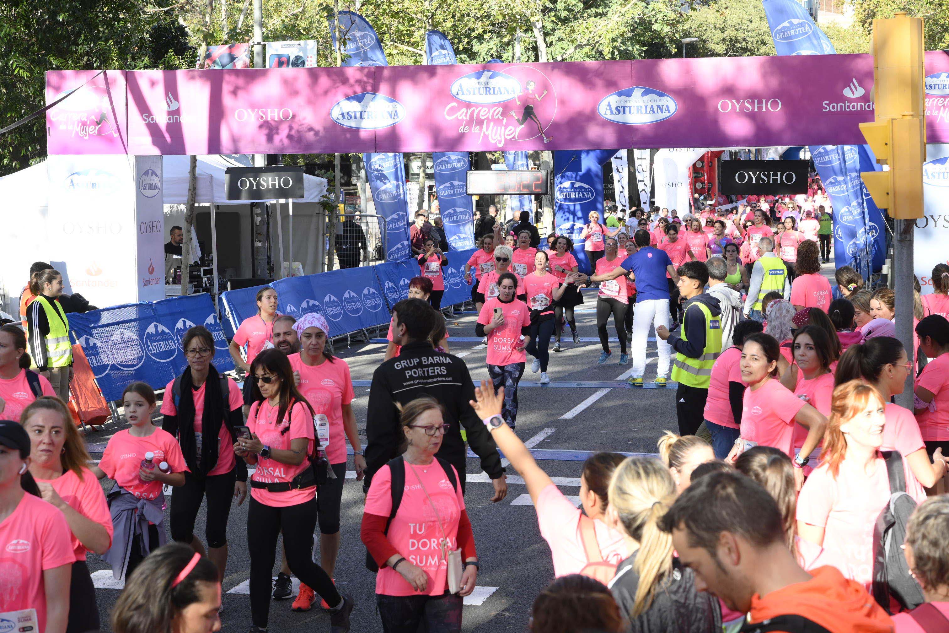 Las mejores fotos de la Carrera de la Mujer de Barcelona 2023. 5564