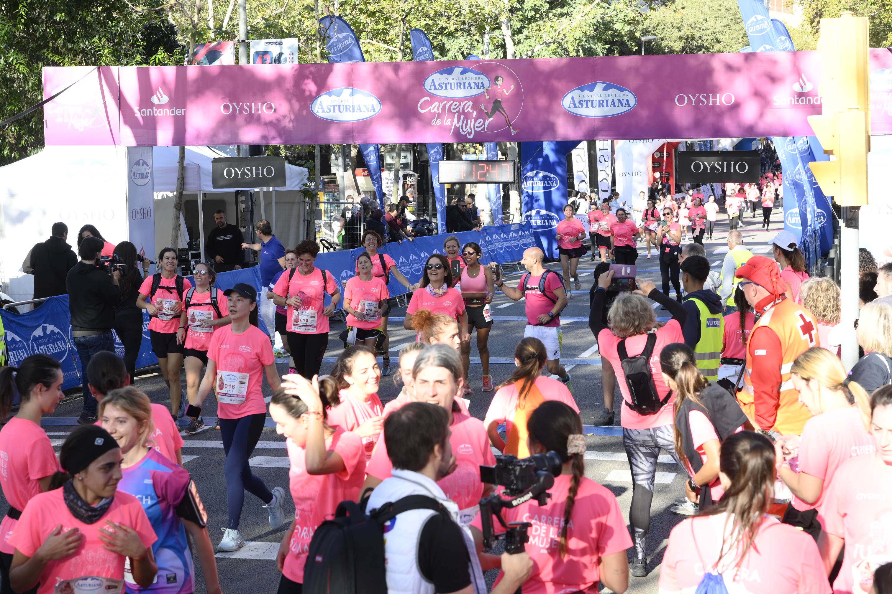Las mejores fotos de la Carrera de la Mujer de Barcelona 2023. 5220