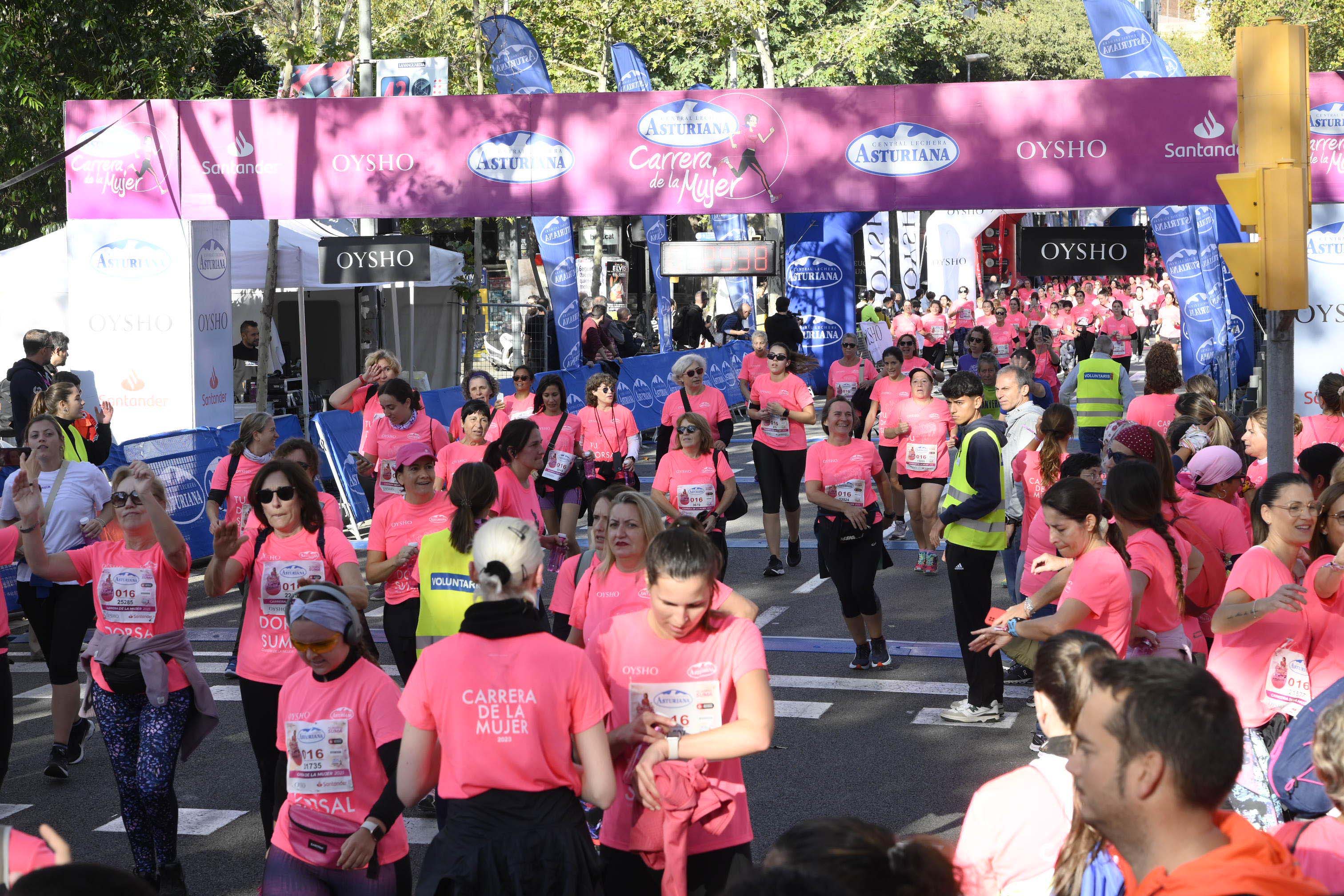 Las mejores fotos de la Carrera de la Mujer de Barcelona 2023. 5572