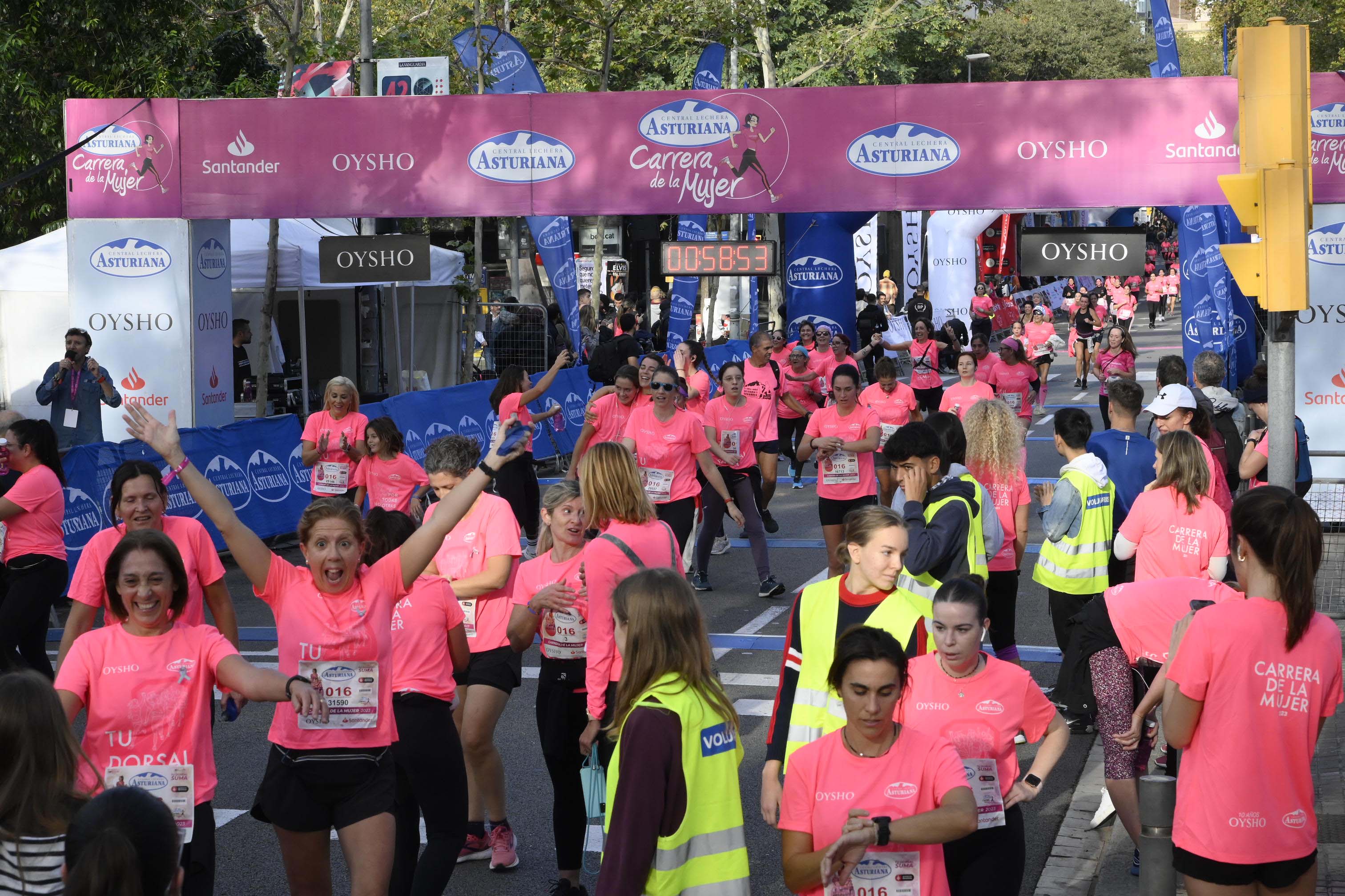 Las mejores fotos de la Carrera de la Mujer de Barcelona 2023. 4843