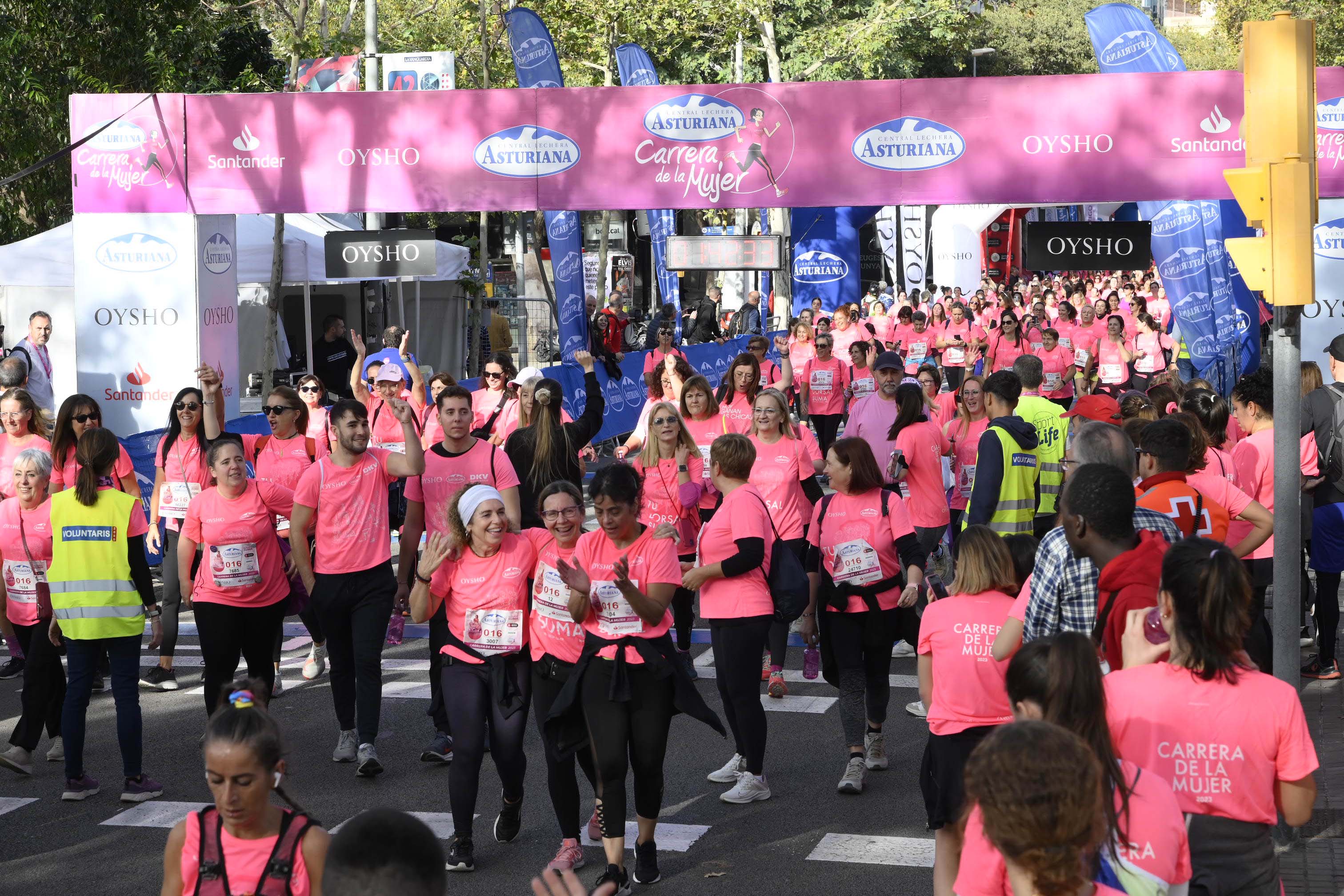 Las mejores fotos de la Carrera de la Mujer de Barcelona 2023. 6069
