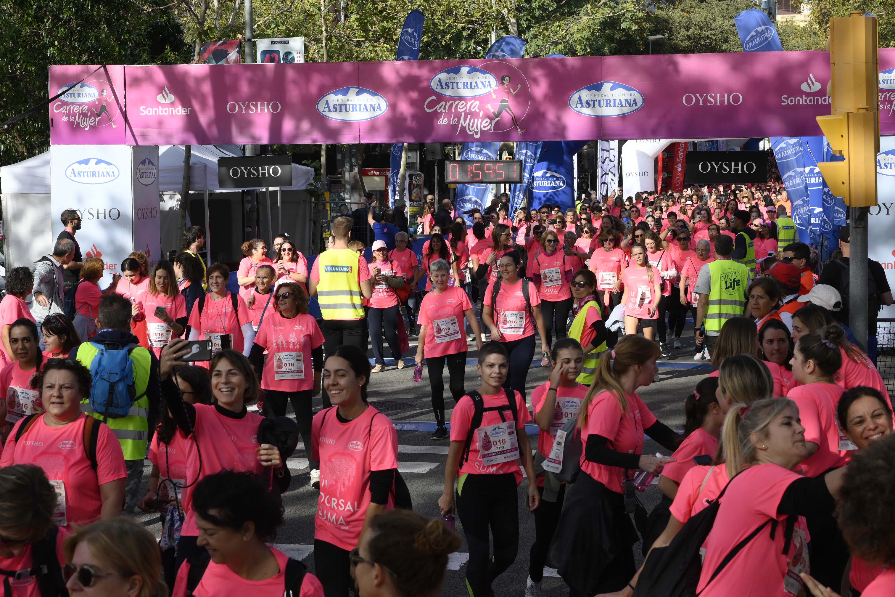 Las mejores fotos de la Carrera de la Mujer de Barcelona 2023. 6565
