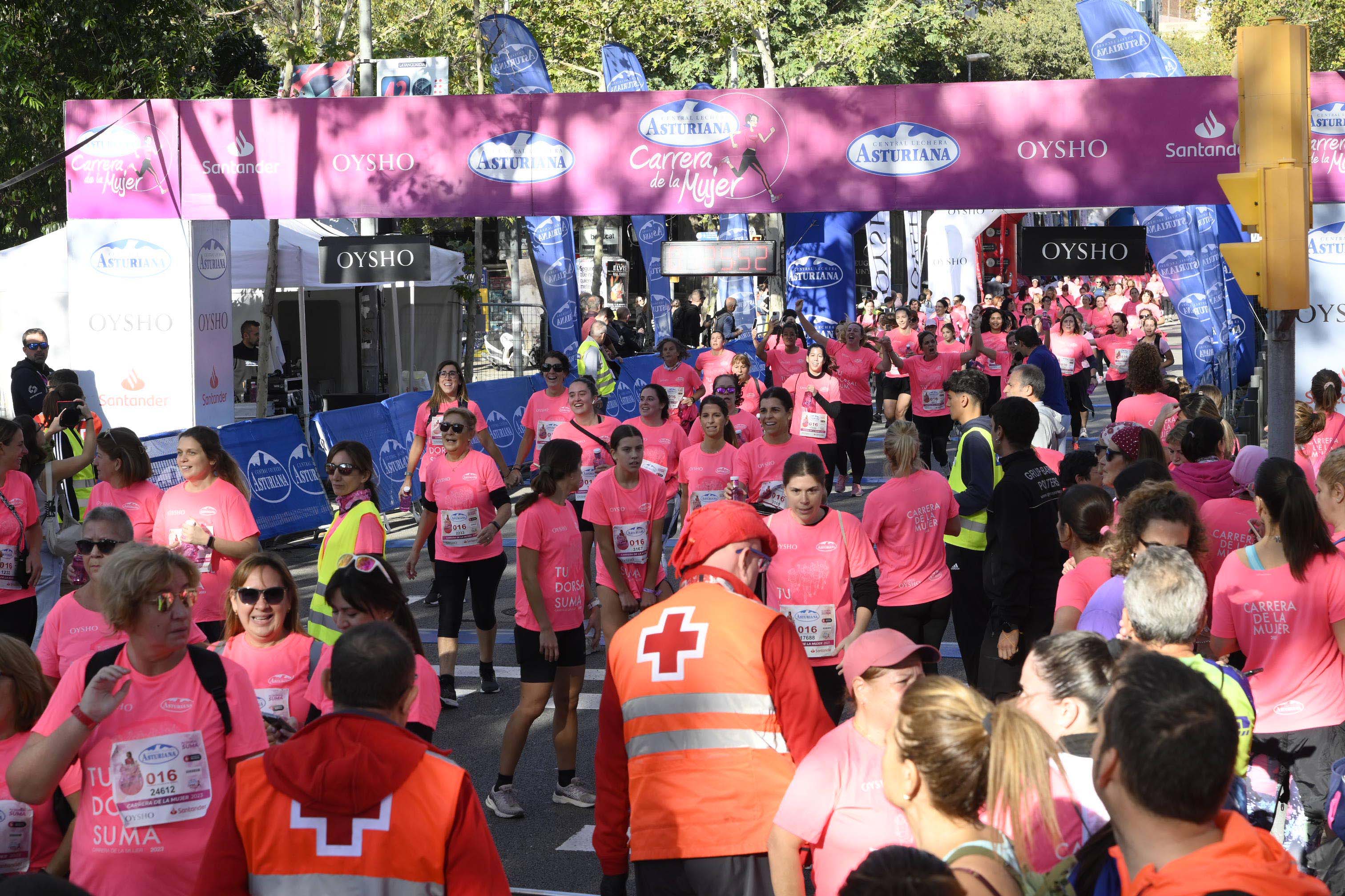 Las mejores fotos de la Carrera de la Mujer de Barcelona 2023. 5579