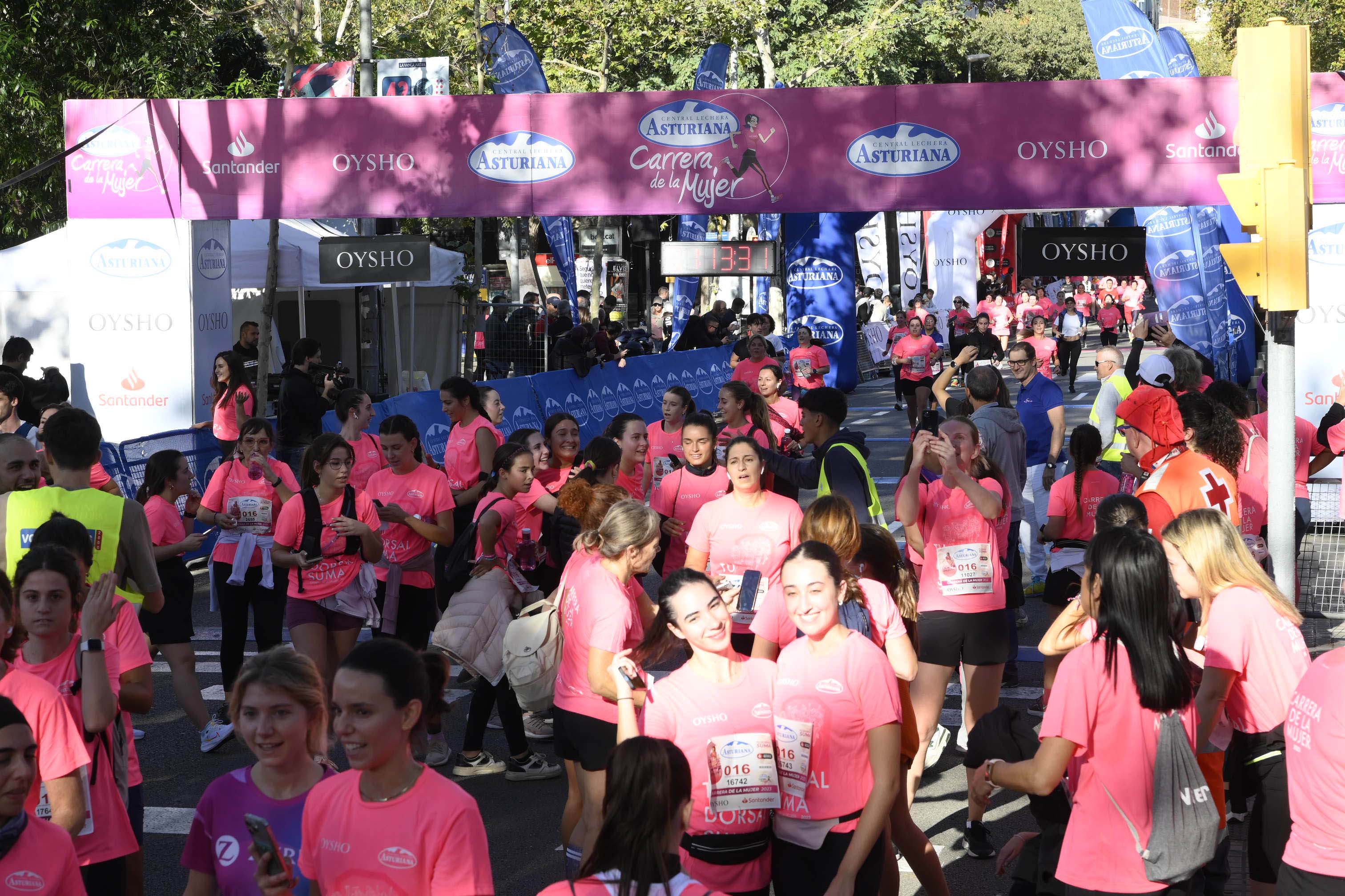Las mejores fotos de la Carrera de la Mujer de Barcelona 2023. 5238