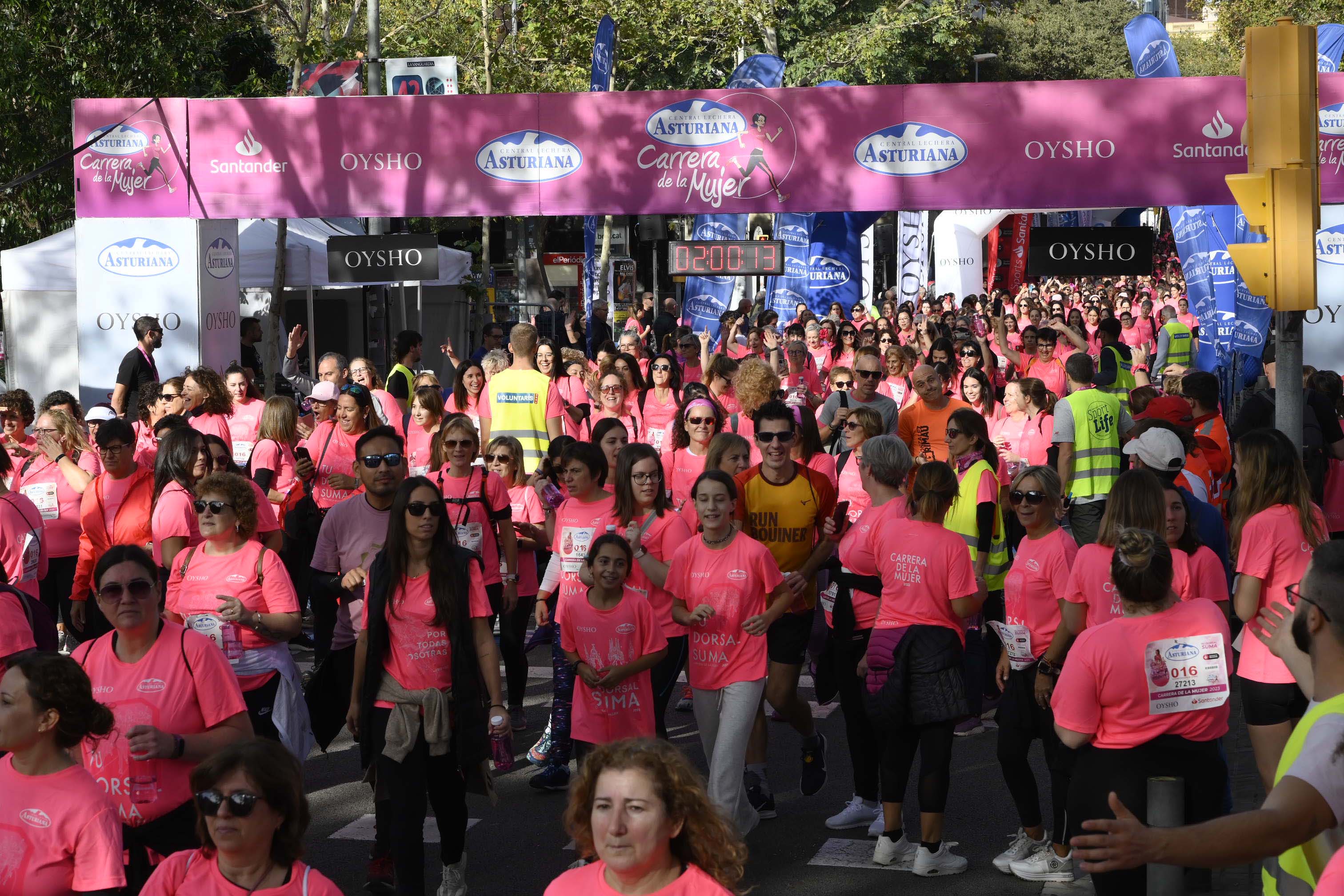 Las mejores fotos de la Carrera de la Mujer de Barcelona 2023. 6576
