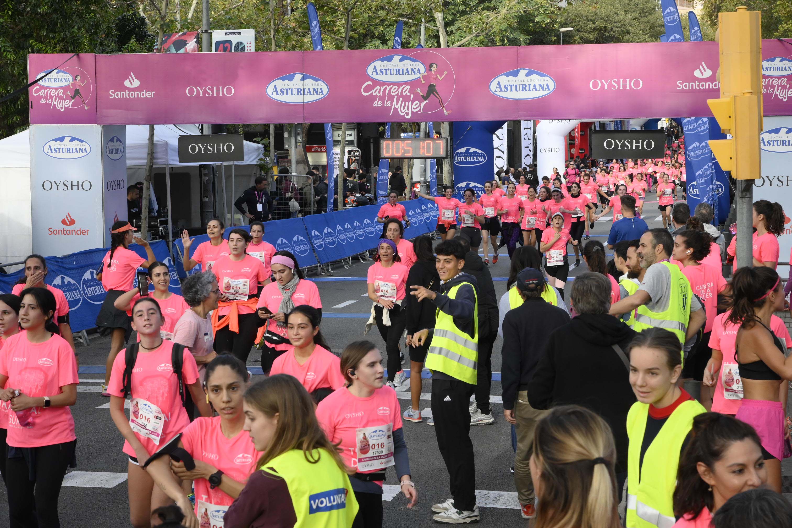 Las mejores fotos de la Carrera de la Mujer de Barcelona 2023. 4610