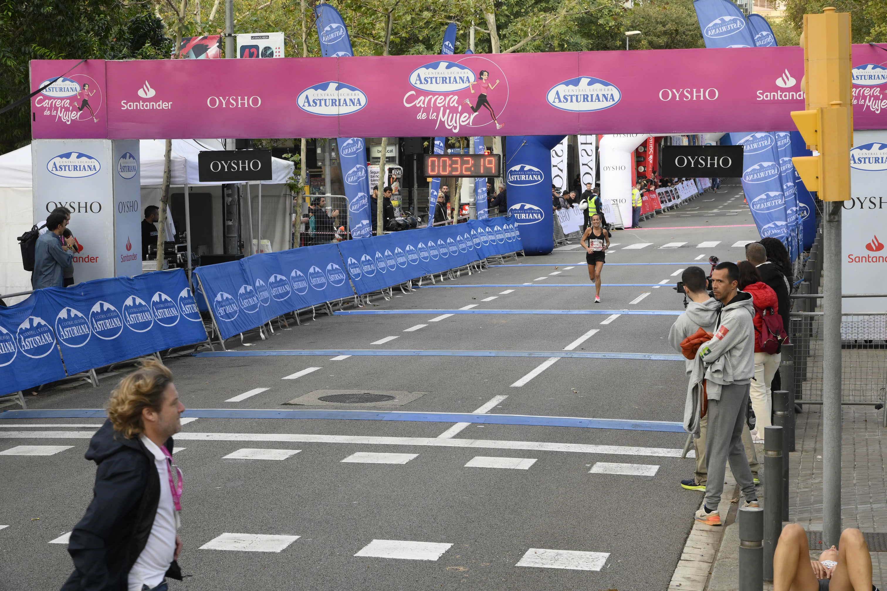 Las mejores fotos de la Carrera de la Mujer de Barcelona 2023. 4058