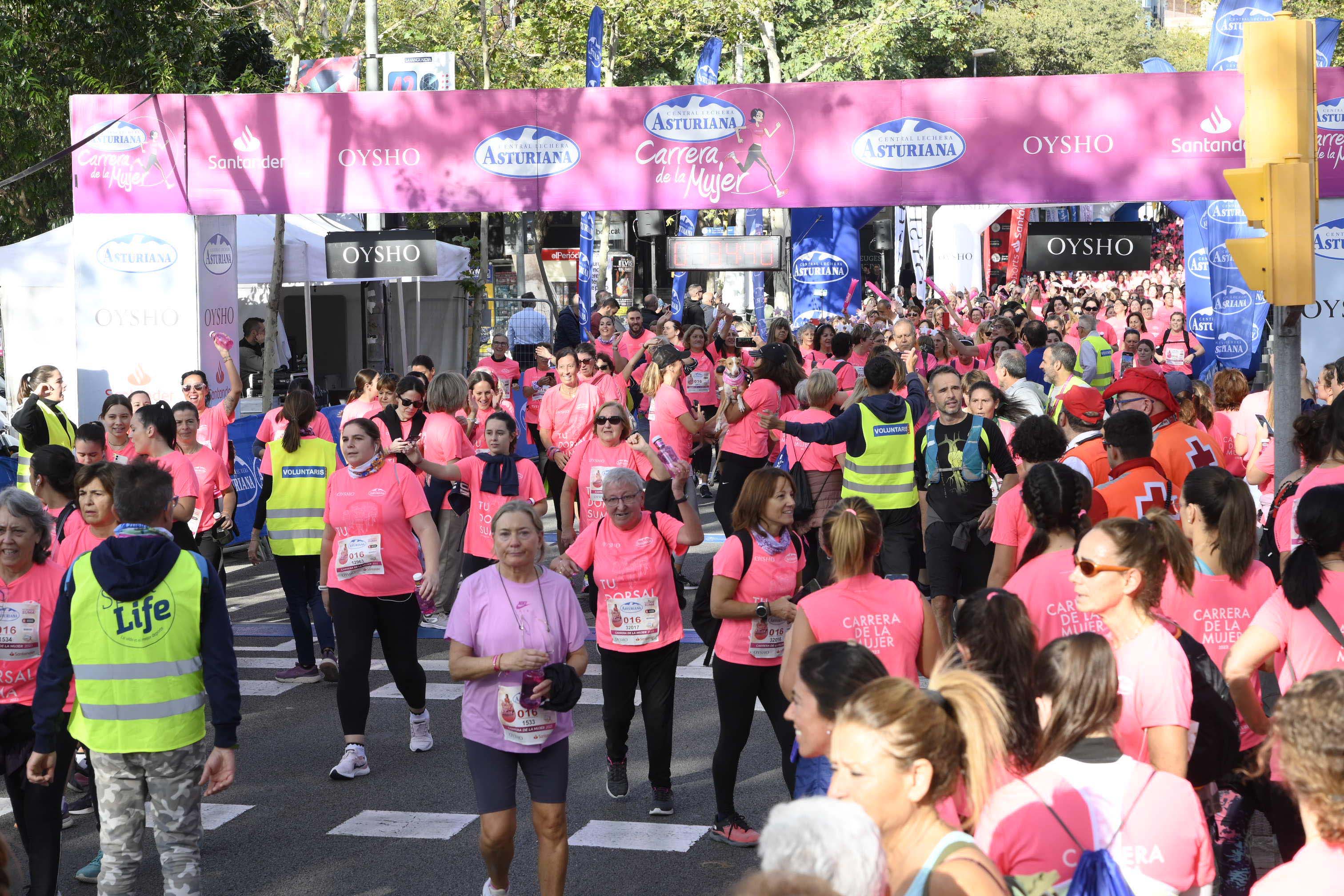 Las mejores fotos de la Carrera de la Mujer de Barcelona 2023. 5840