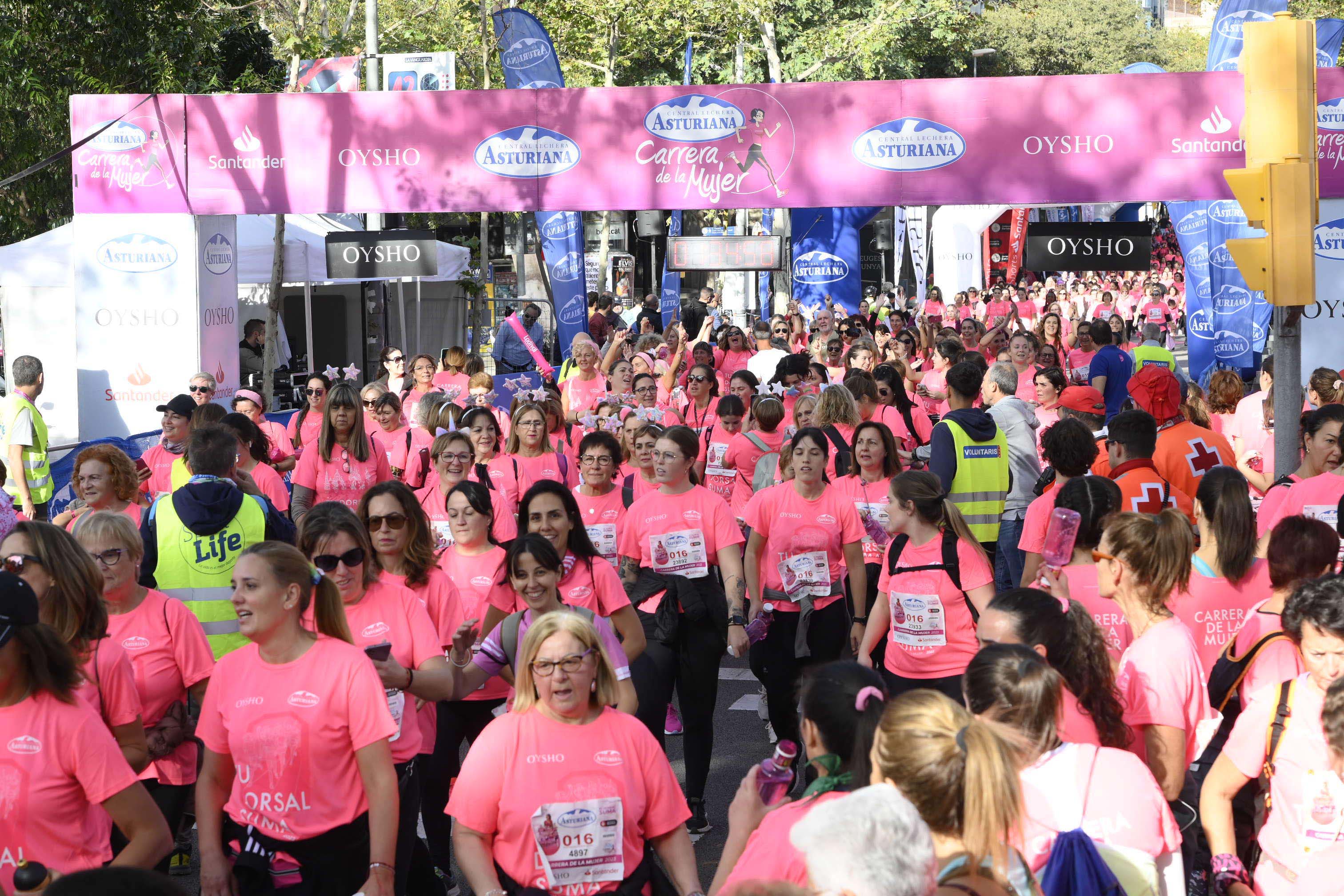 Las mejores fotos de la Carrera de la Mujer de Barcelona 2023. 5849