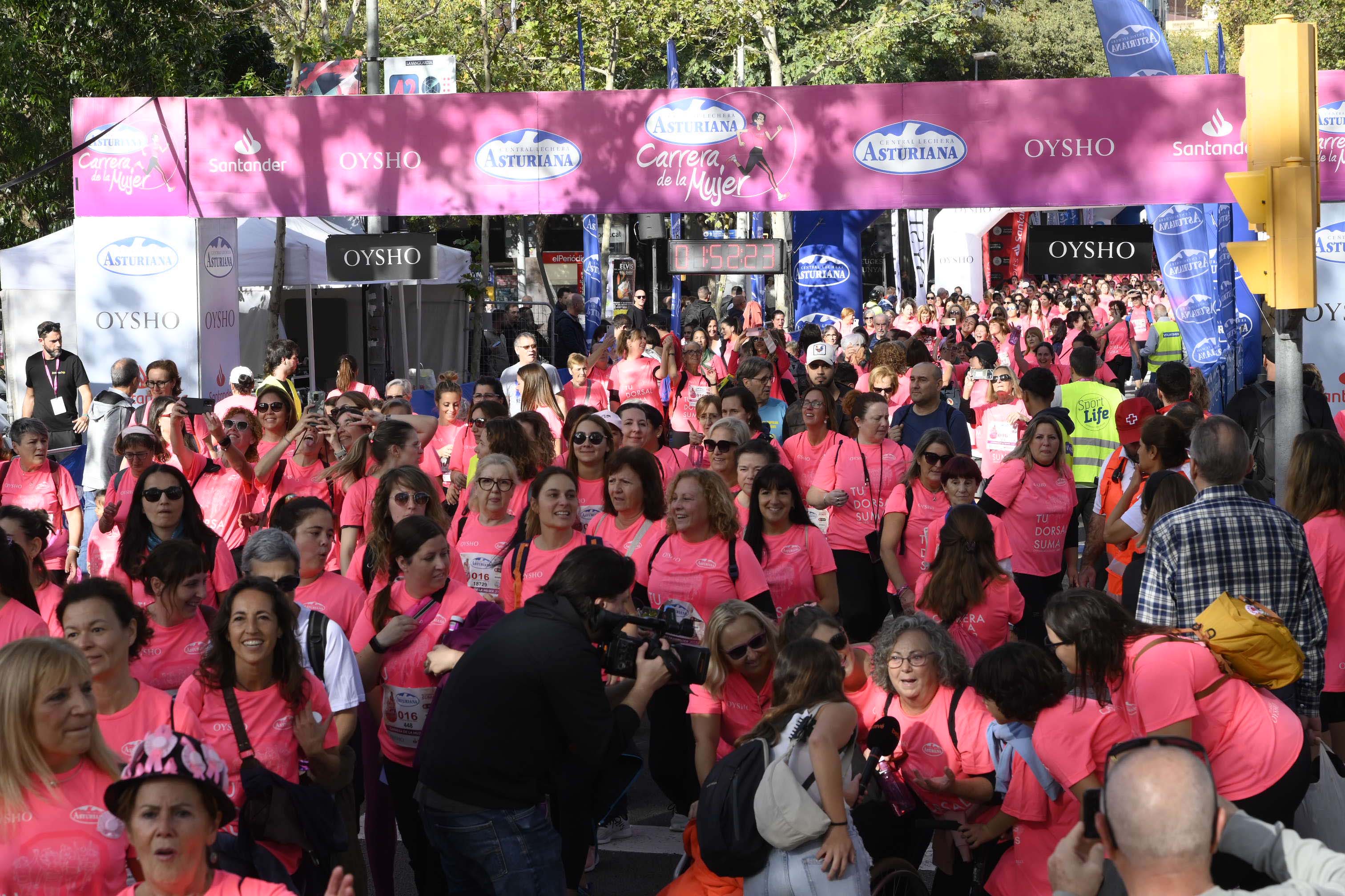 Las mejores fotos de la Carrera de la Mujer de Barcelona 2023. 6360