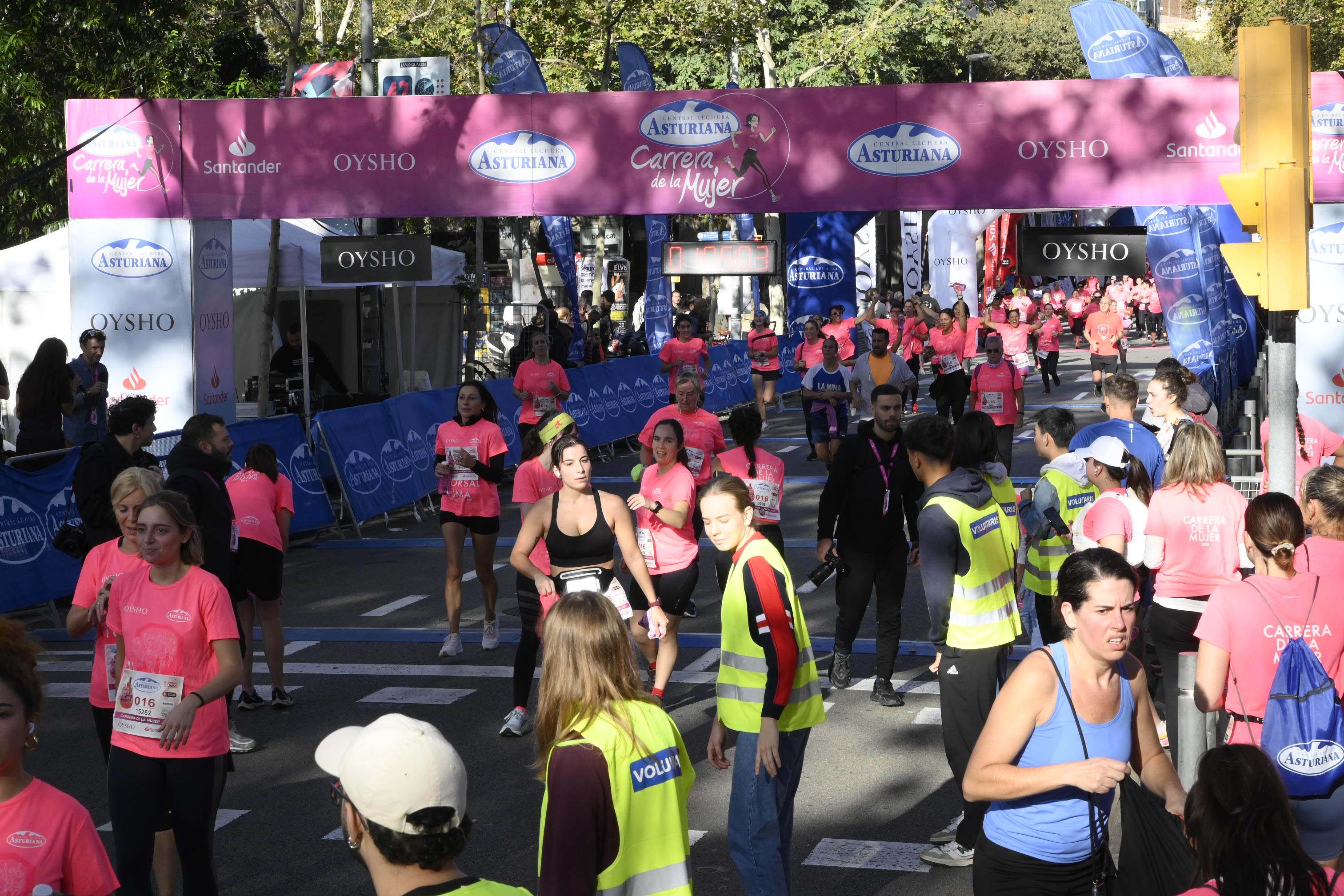 Las mejores fotos de la Carrera de la Mujer de Barcelona 2023. 5028