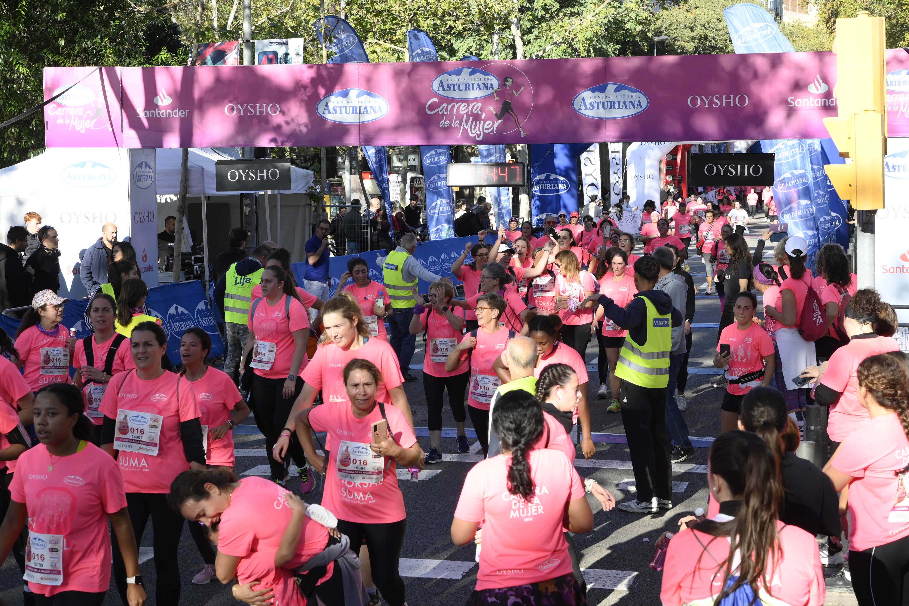 Las mejores fotos de la Carrera de la Mujer de Barcelona 2023. 5276