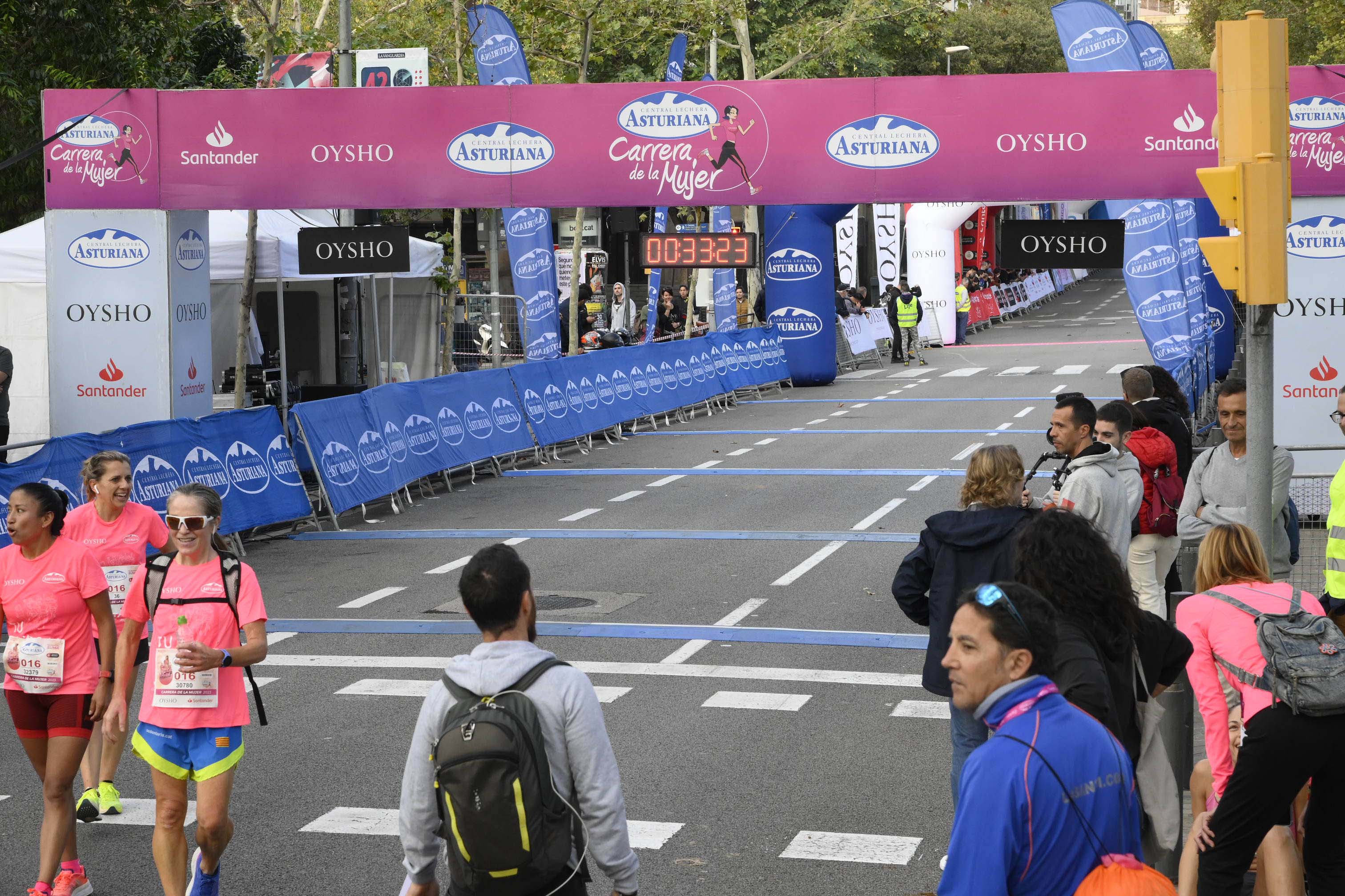 Las mejores fotos de la Carrera de la Mujer de Barcelona 2023. 4090