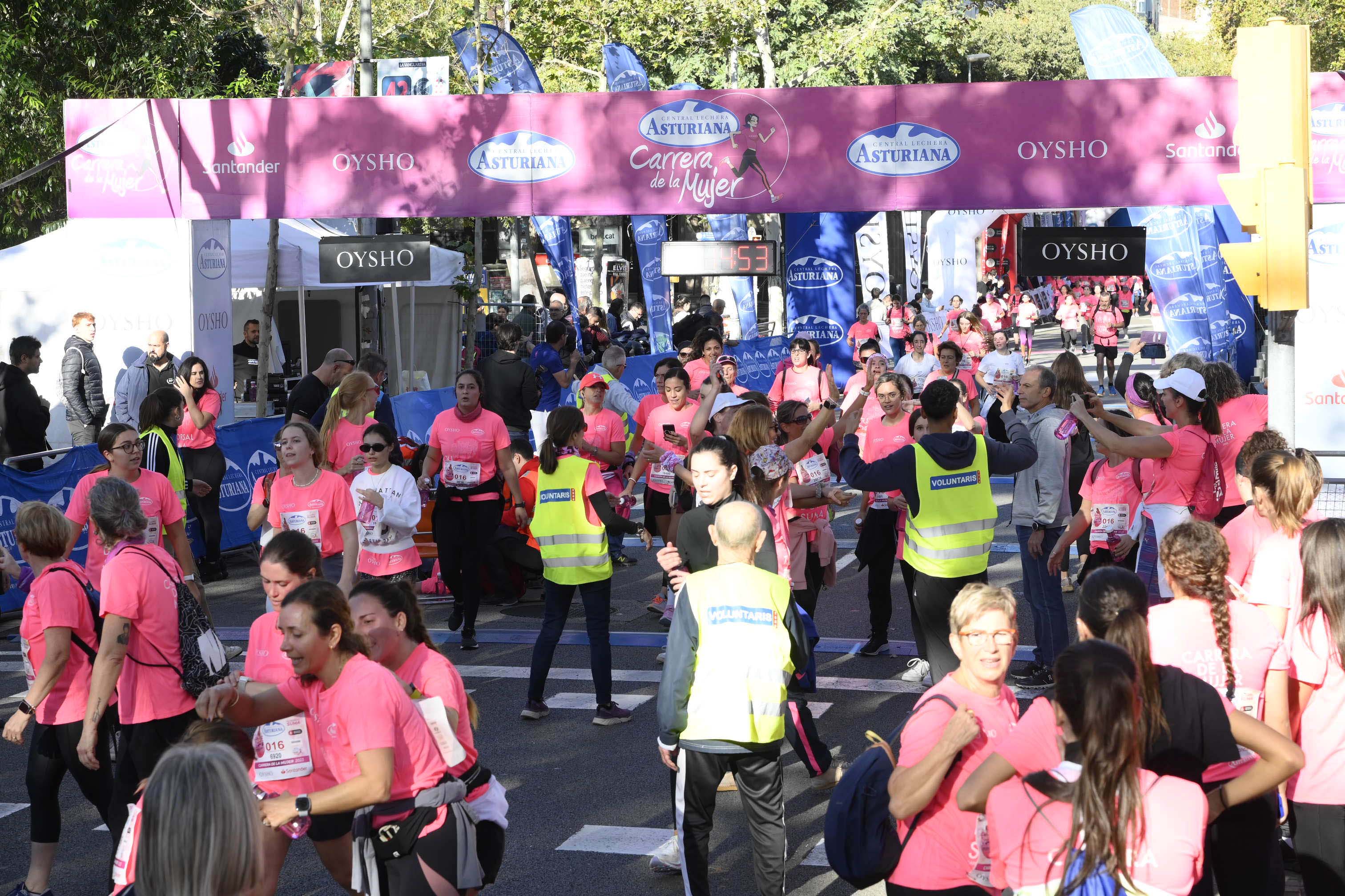 Las mejores fotos de la Carrera de la Mujer de Barcelona 2023. 5279