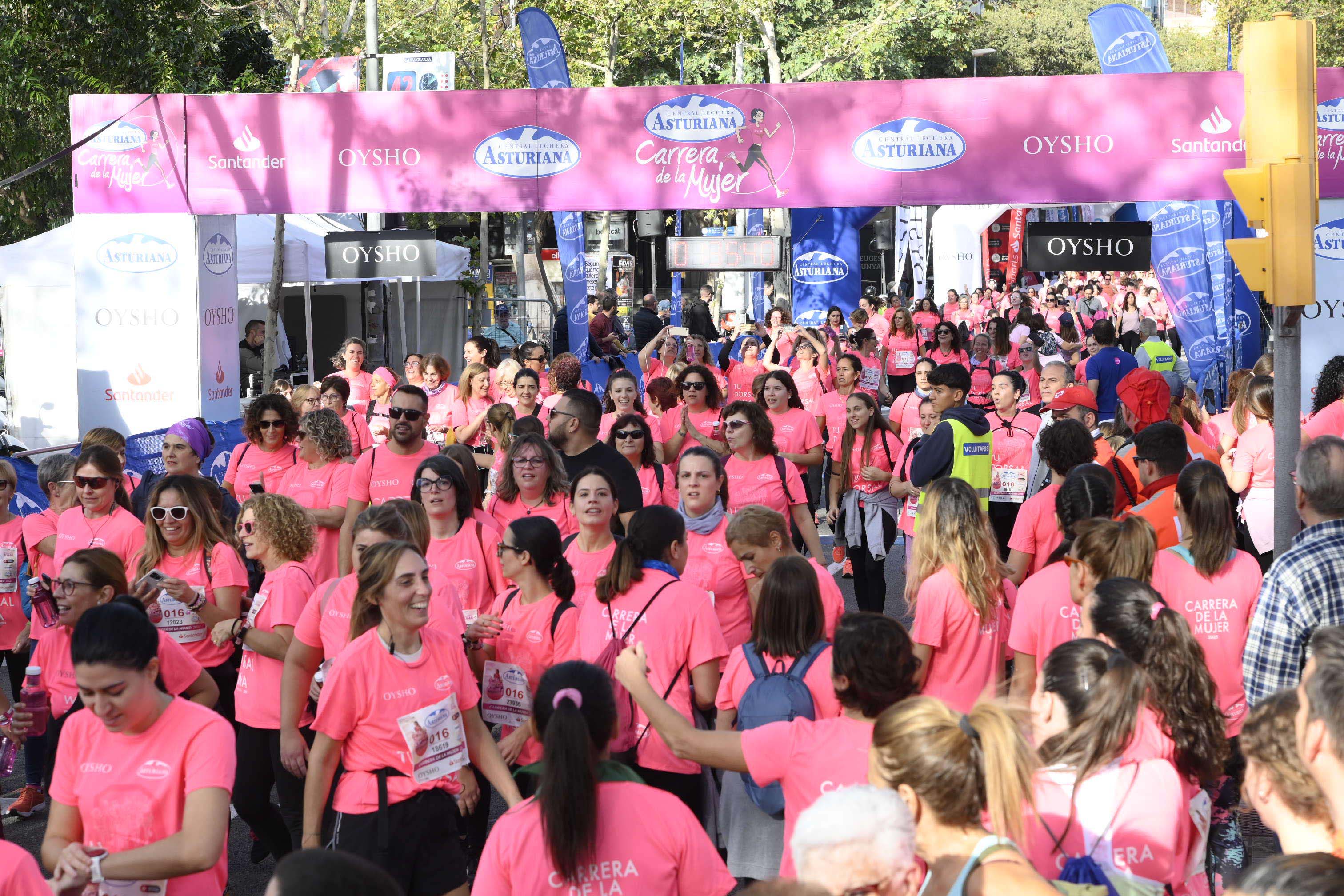 Las mejores fotos de la Carrera de la Mujer de Barcelona 2023. 5870