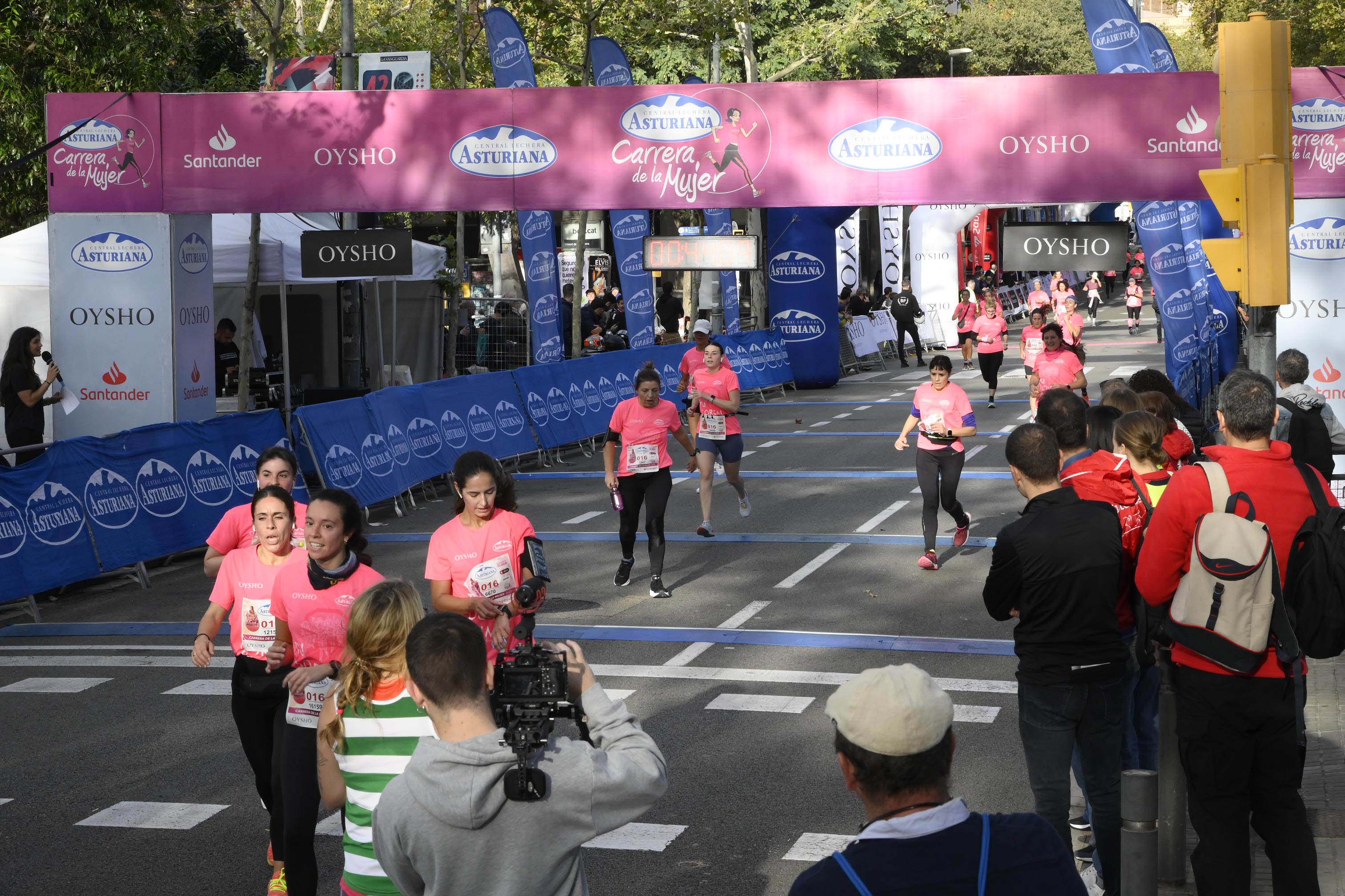 Las mejores fotos de la Carrera de la Mujer de Barcelona 2023. 4401